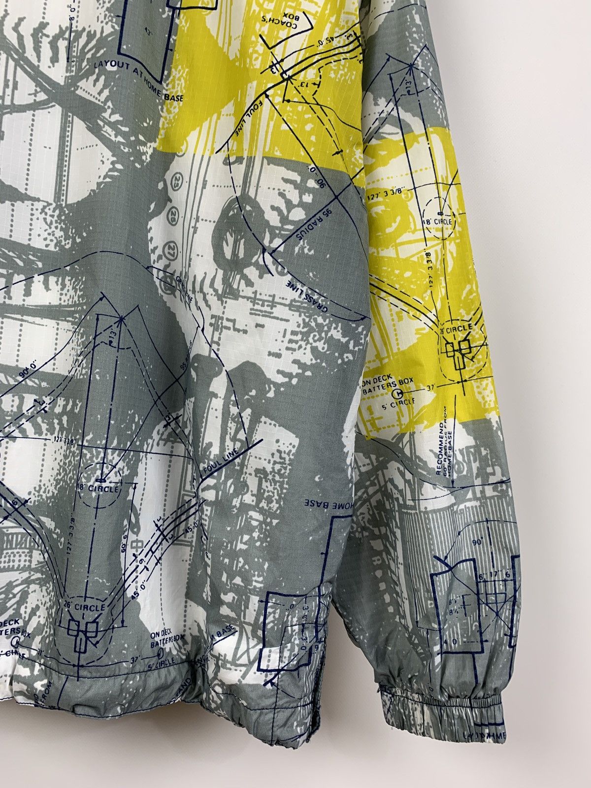 Nike 90s Vintage Nike Sport&Fitness All Over Print Anorak Jacket Size US M / EU 48-50 / 2 - 17 Thumbnail