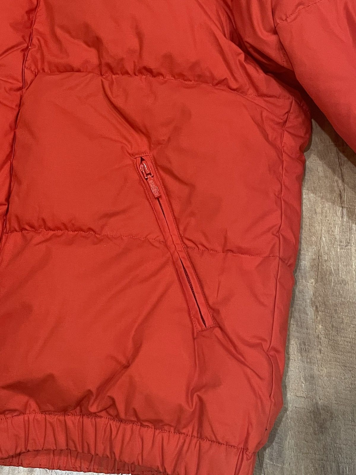 Moncler Vintage Moncler Red Down Puffer Jacket Embroidered Logo Size US S / EU 44-46 / 1 - 12 Thumbnail