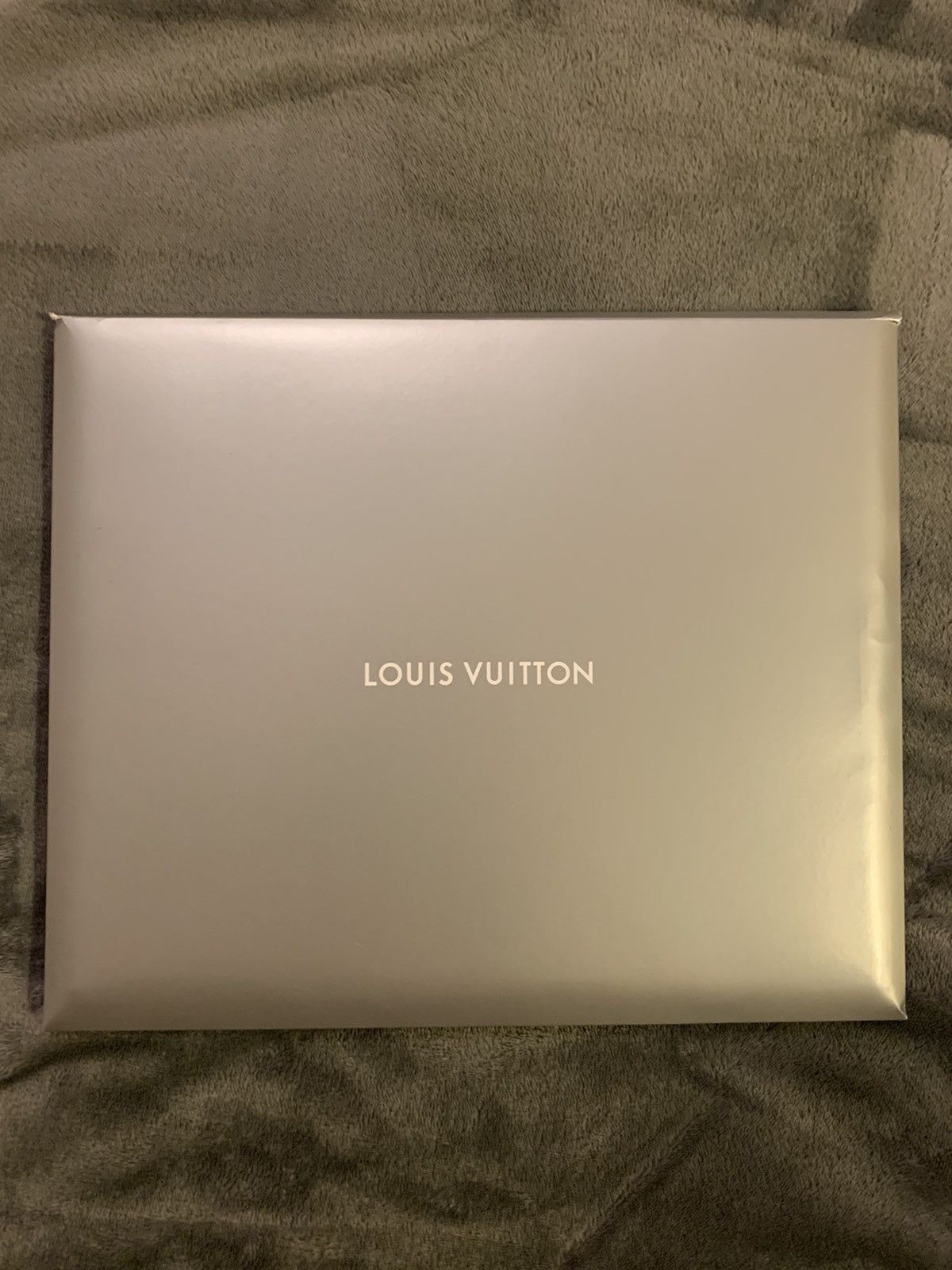 Louis Vuitton × Virgil Abloh Louis Vuitton x Virgil Abloh ‘The Book’ Magazine 2021 Lot Size ONE SIZE - 6 Thumbnail