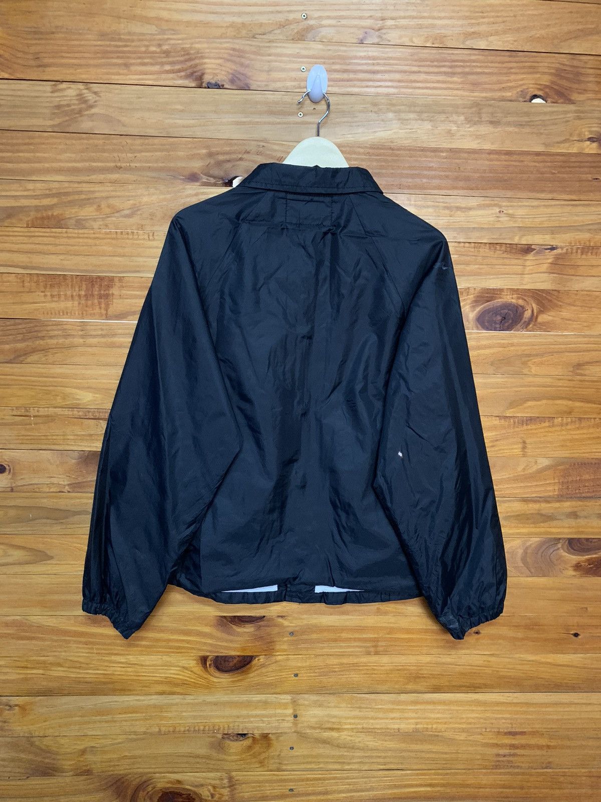 Vintage Vintage 90s Town And Country Skateboard Nylon Coach Jacket Size US M / EU 48-50 / 2 - 5 Thumbnail