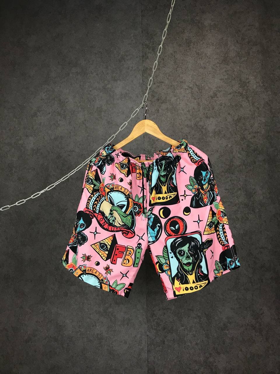 Other Art crazy multicolor streetwear shorts Size US 34 / EU 50 - 1 Thumbnail
