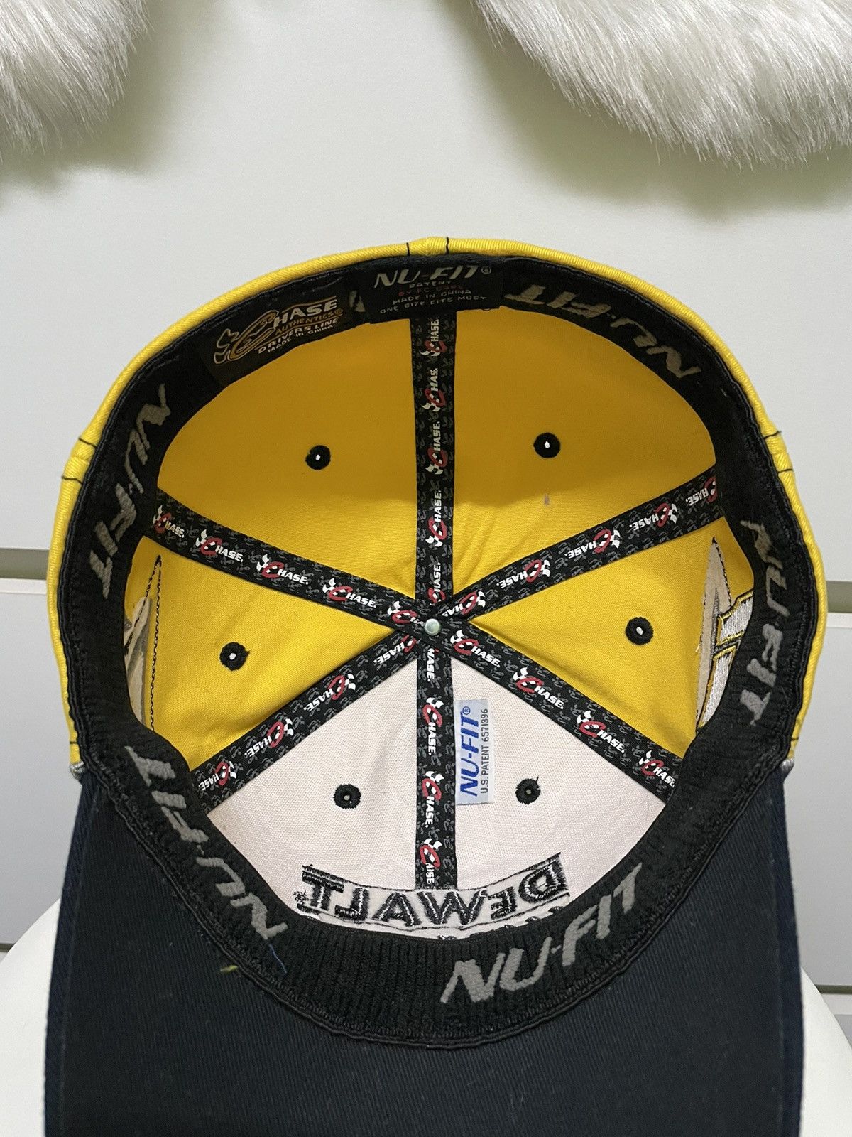 NASCAR × Vintage Vintage Dewalt Racing 17 Size ONE SIZE - 4 Thumbnail