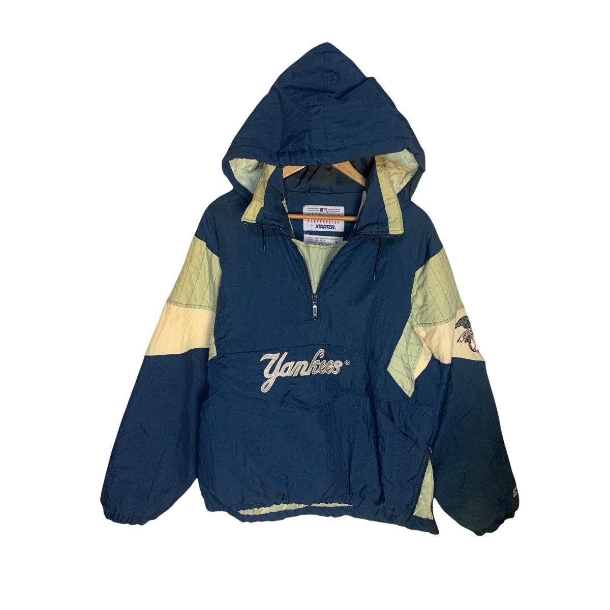 Puffer hoodie jacket Yankees big logo (used clothing)