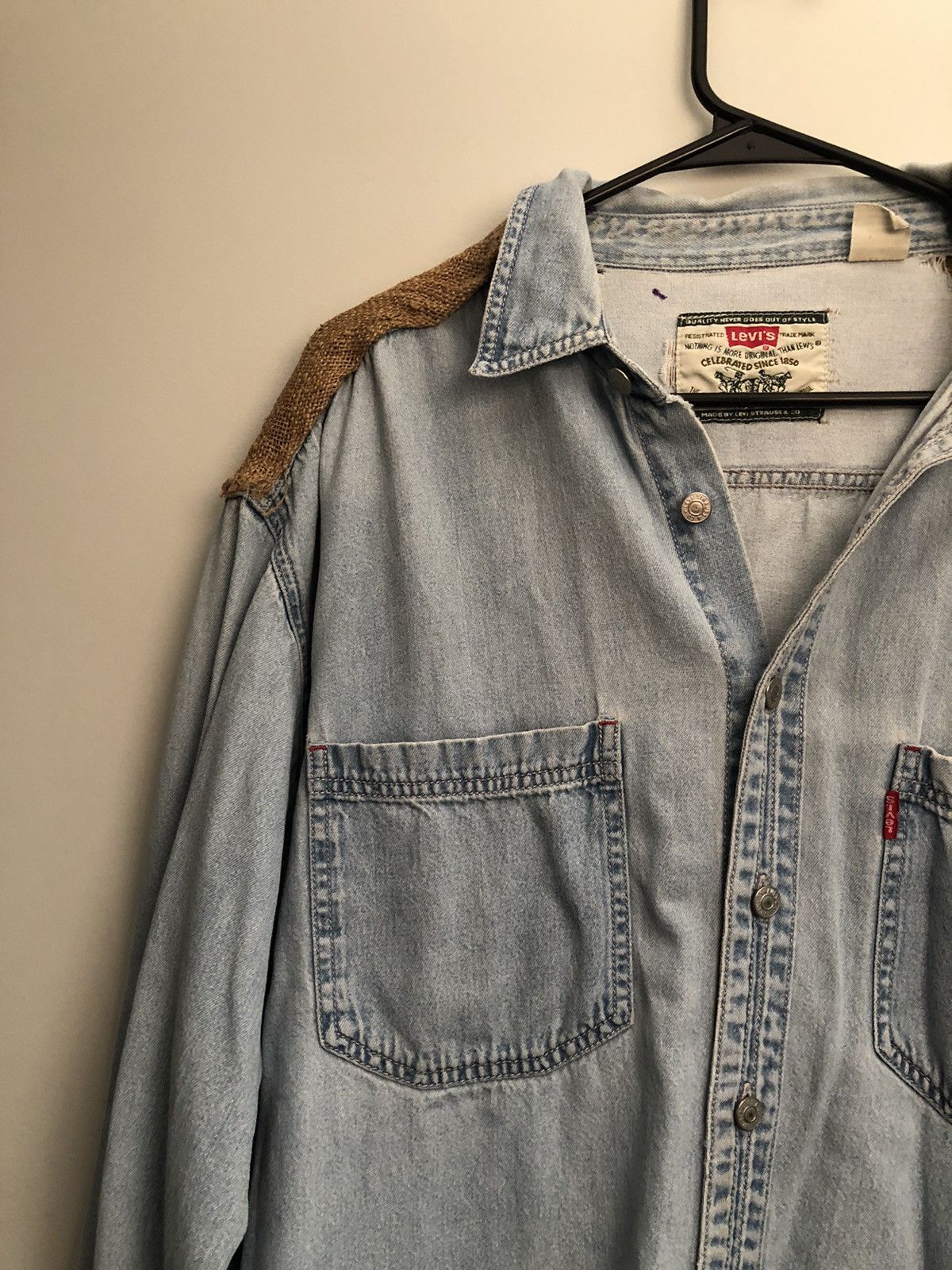 Levi's Distressed Handmade Blanket Southwestern Denim Shirt Size US L / EU 52-54 / 3 - 1 Thumbnail