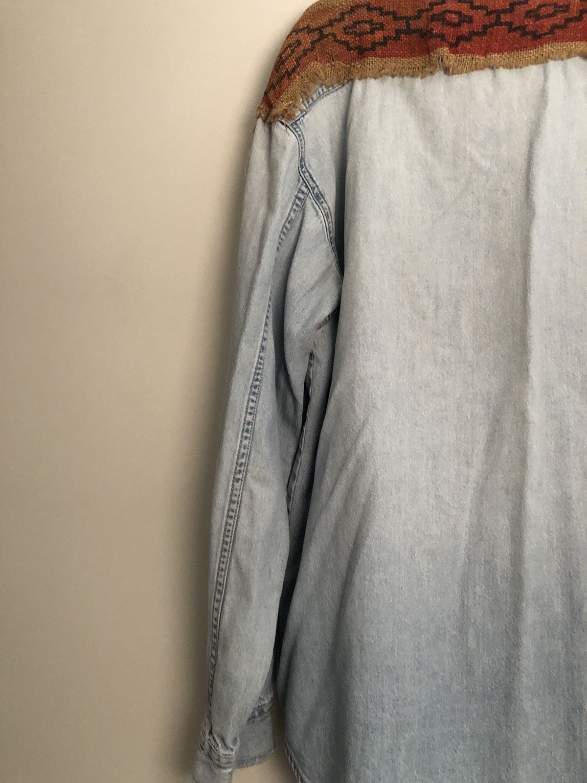 Levi's Distressed Handmade Blanket Southwestern Denim Shirt Size US L / EU 52-54 / 3 - 17 Thumbnail
