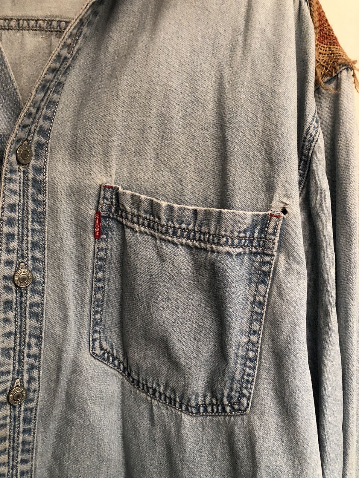 Levi's Distressed Handmade Blanket Southwestern Denim Shirt Size US L / EU 52-54 / 3 - 7 Thumbnail