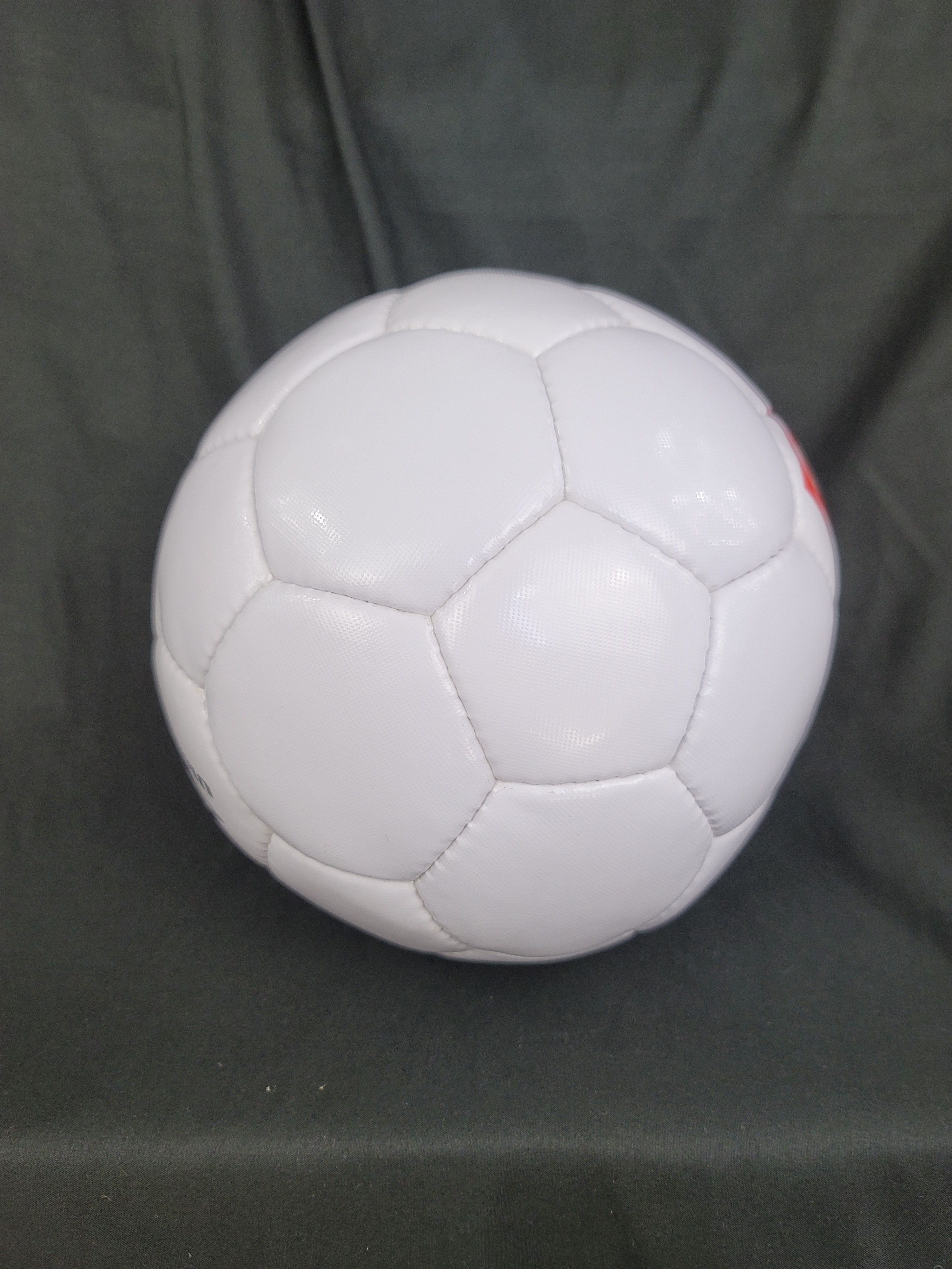 Supreme × Umbro Supreme x Umbro Soccer Ball Size 5 SS22 CONFIRMED ORDER Size ONE SIZE - 3 Thumbnail
