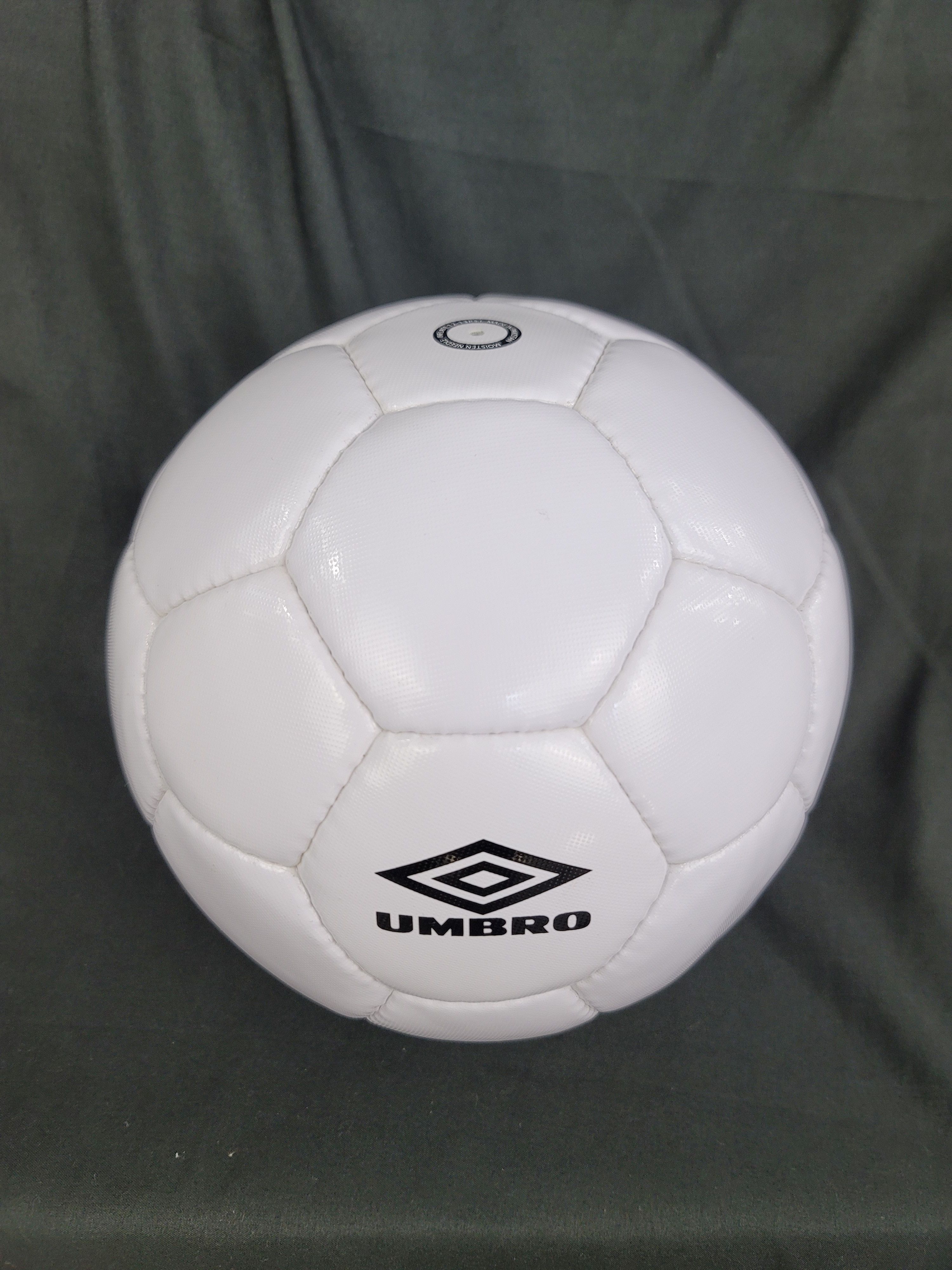 Supreme Supreme x Umbro Soccer Ball Size 5 SS22 CONFIRMED ORDER | Grailed