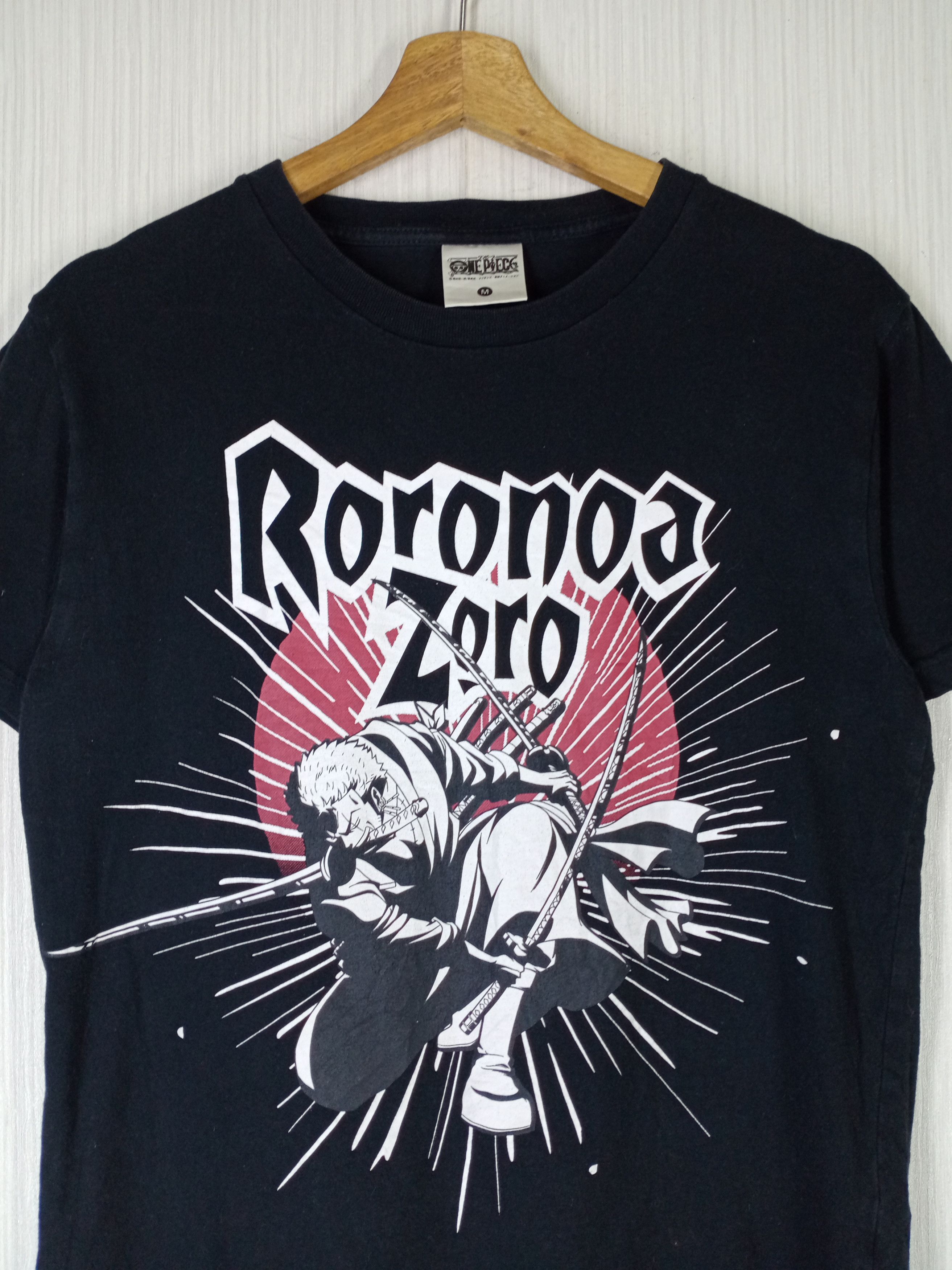 One Piece Rare Vintage Roronoa Zoro One Piece Tshirt Size US M / EU 48-50 / 2 - 3 Thumbnail