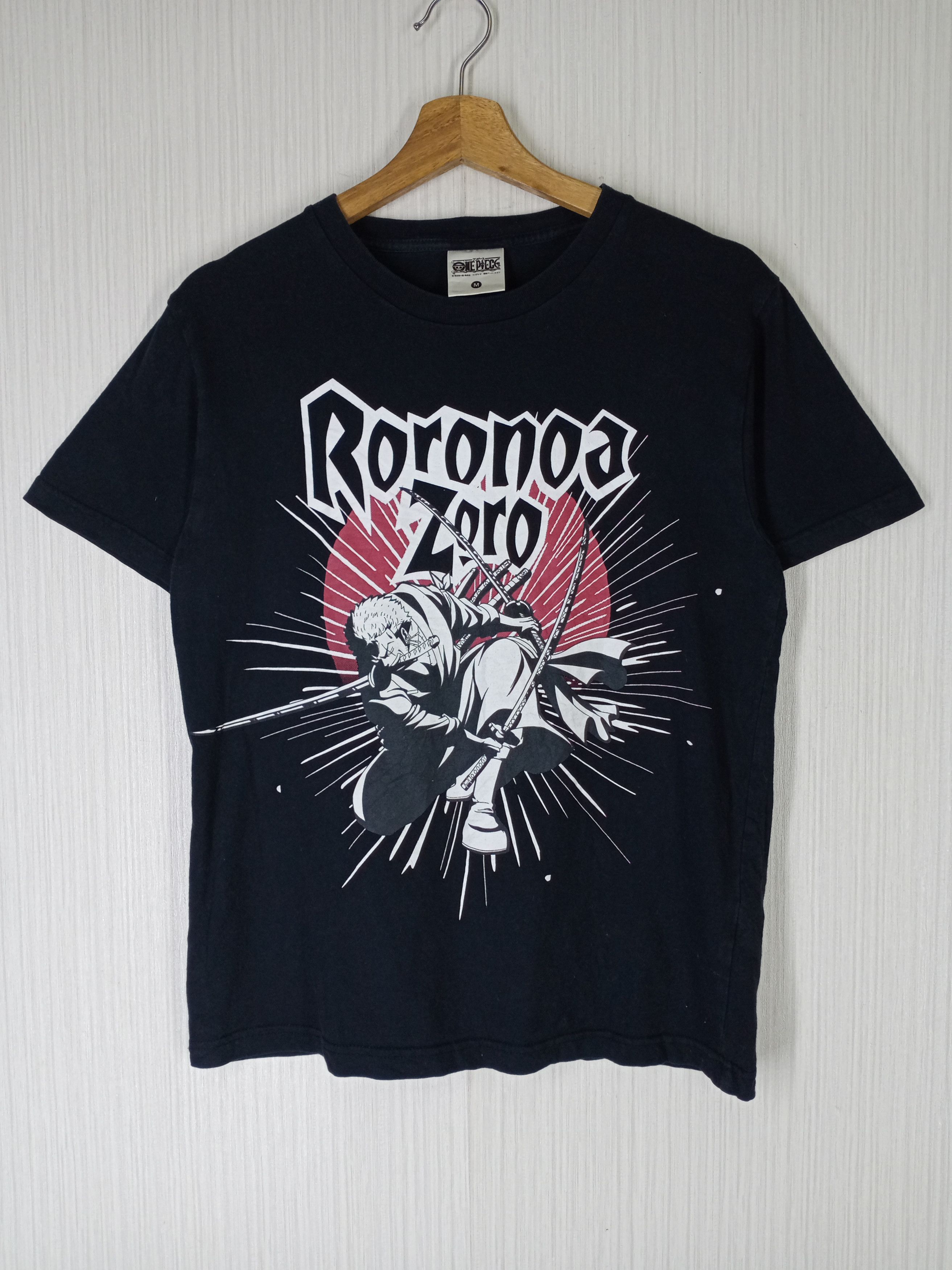 One Piece Rare Vintage Roronoa Zoro One Piece Tshirt Size US M / EU 48-50 / 2 - 1 Thumbnail