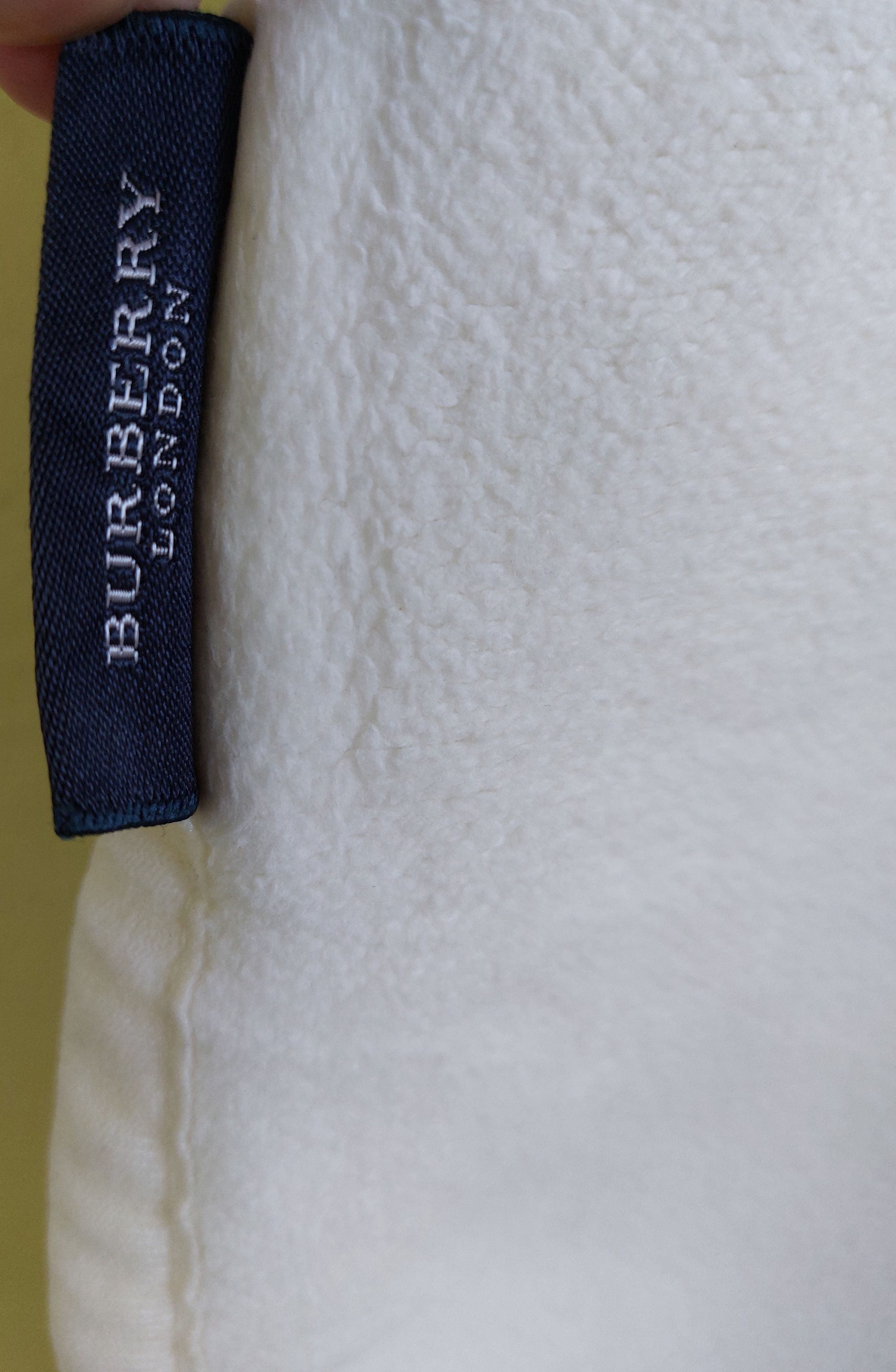 Burberry BURBERRY embroidered fleece vest Size US S / EU 44-46 / 1 - 4 Thumbnail