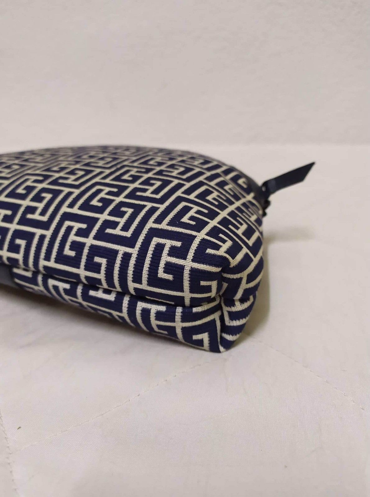 Pierre Balmain Vintage Pierre Balmain Fabric Half Moon Clutch Size ONE SIZE - 10 Thumbnail