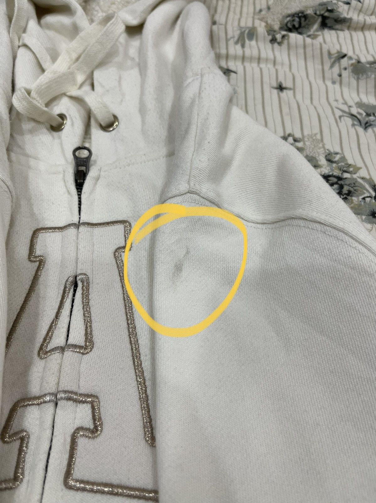 Gap (Ff). GAP HOODIE SWEATER Size US M / EU 48-50 / 2 - 13 Thumbnail