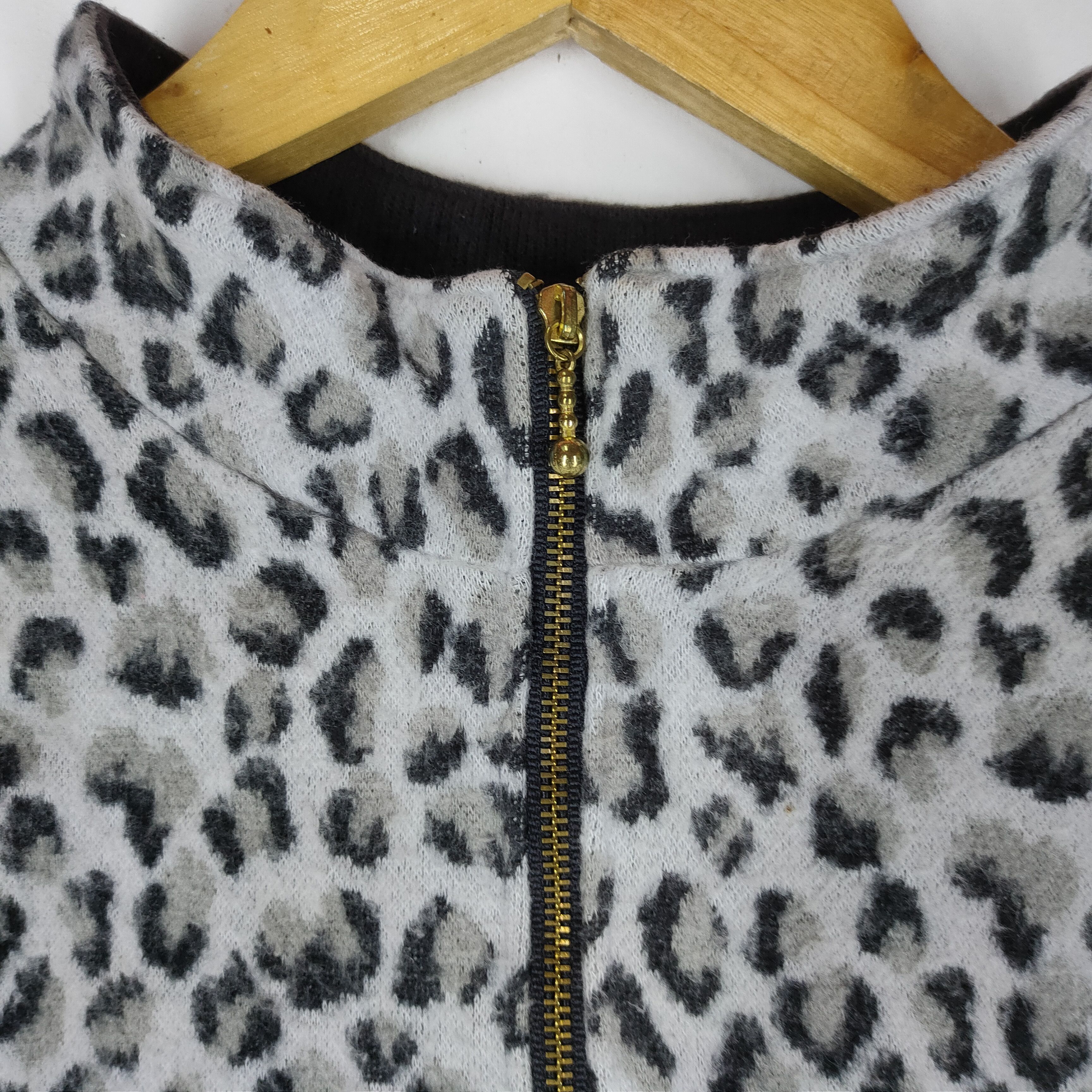 Other Vintage RUDOLPH VALENTINO Leopard Pattern M Size Sweatshirt Size US M / EU 48-50 / 2 - 3 Thumbnail