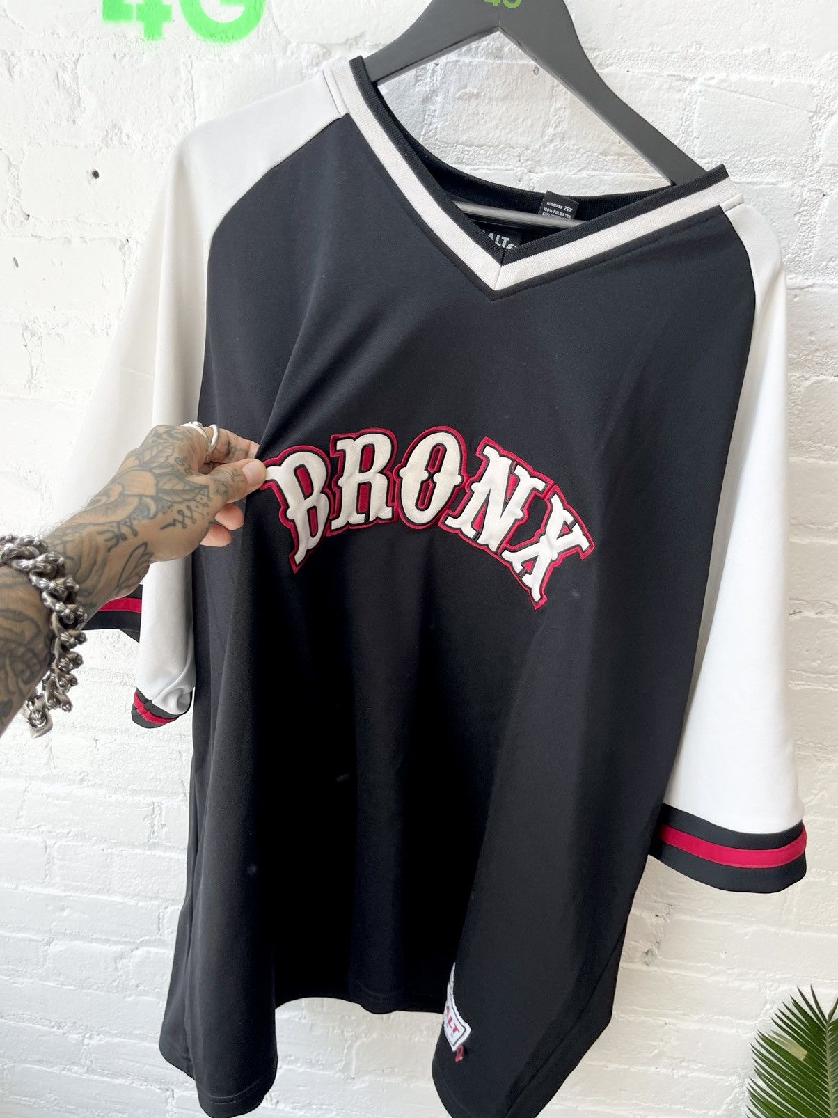 Vintage THE BRONX NYC Starter Oversized Jersey Sick