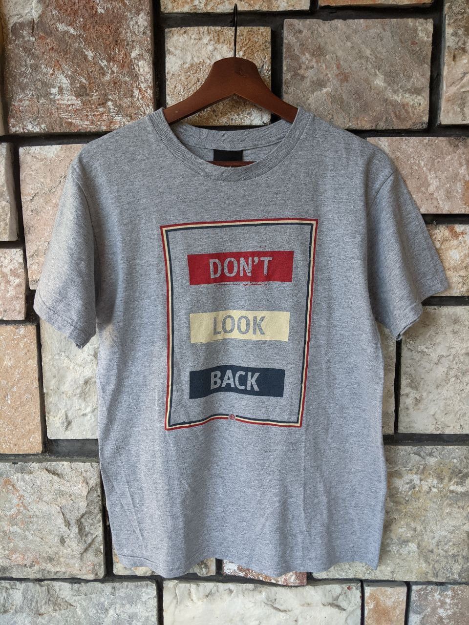 Huf Vintage HUF Dont Look Back Streetwear Tee x Skatewear Size US S / EU 44-46 / 1 - 1 Thumbnail