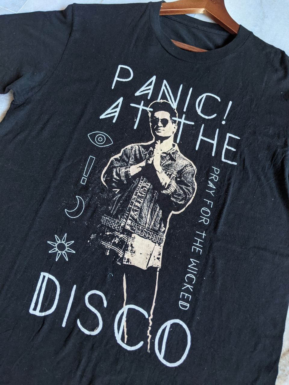 Band Tees Vtg Panic! At The Disco Pray For The Wicked 2019 Tour Tee Size US M / EU 48-50 / 2 - 8 Thumbnail