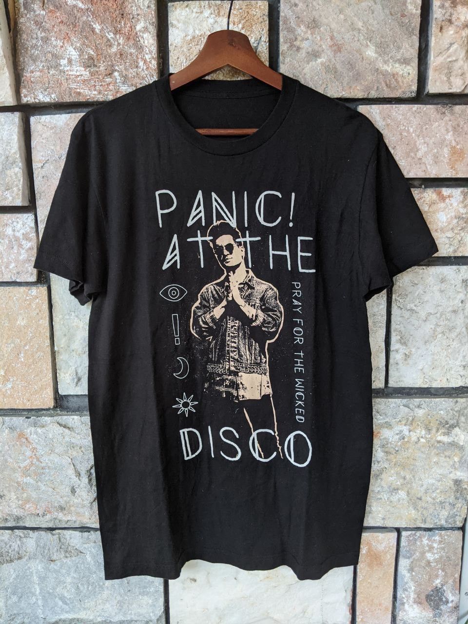 Band Tees Vtg Panic! At The Disco Pray For The Wicked 2019 Tour Tee Size US M / EU 48-50 / 2 - 1 Thumbnail