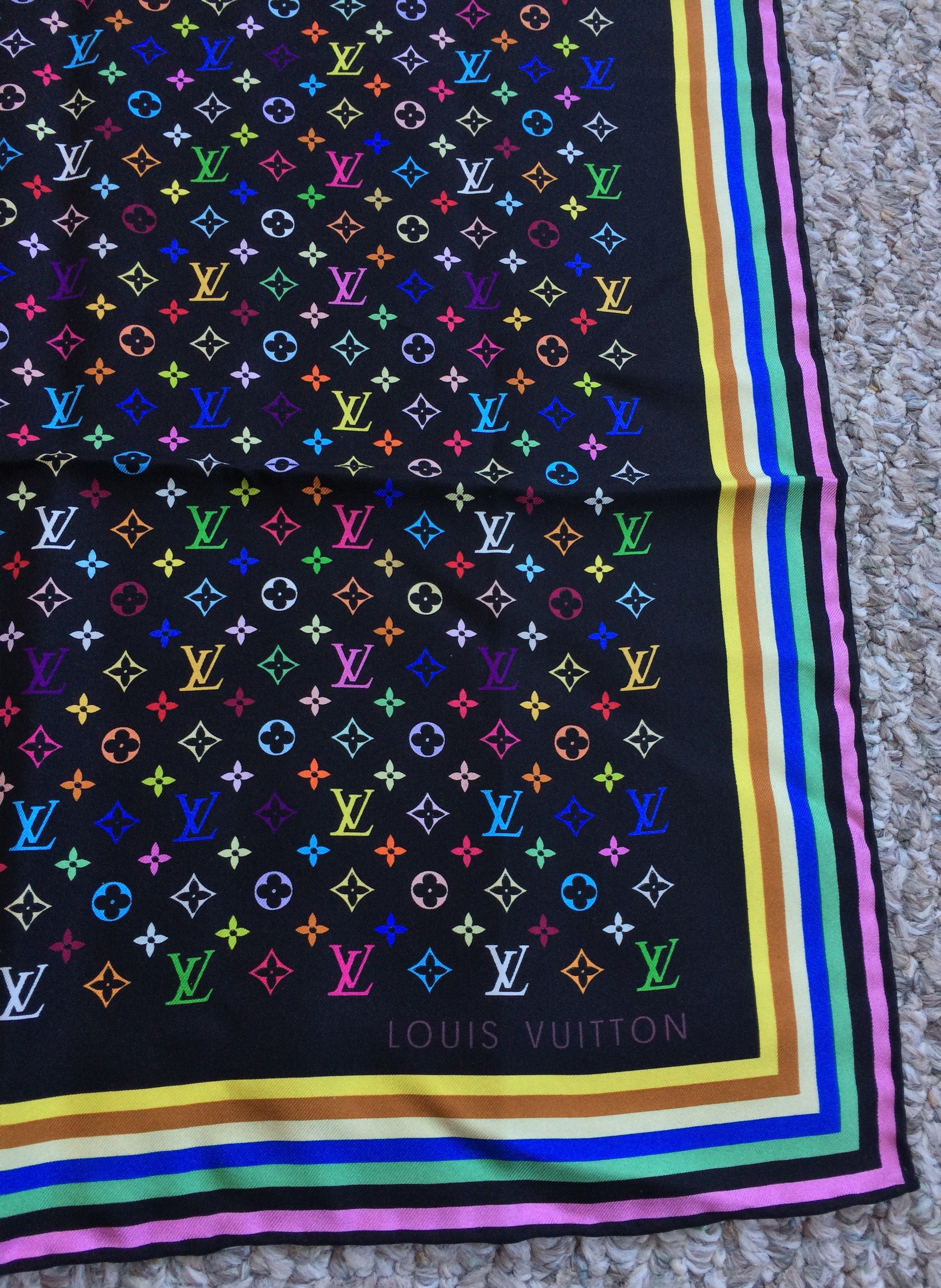 Louis Vuitton × Takashi Murakami S/S 2003 Louis Vuitton Murakami Monogram Silk Scarf Size ONE SIZE - 4 Thumbnail