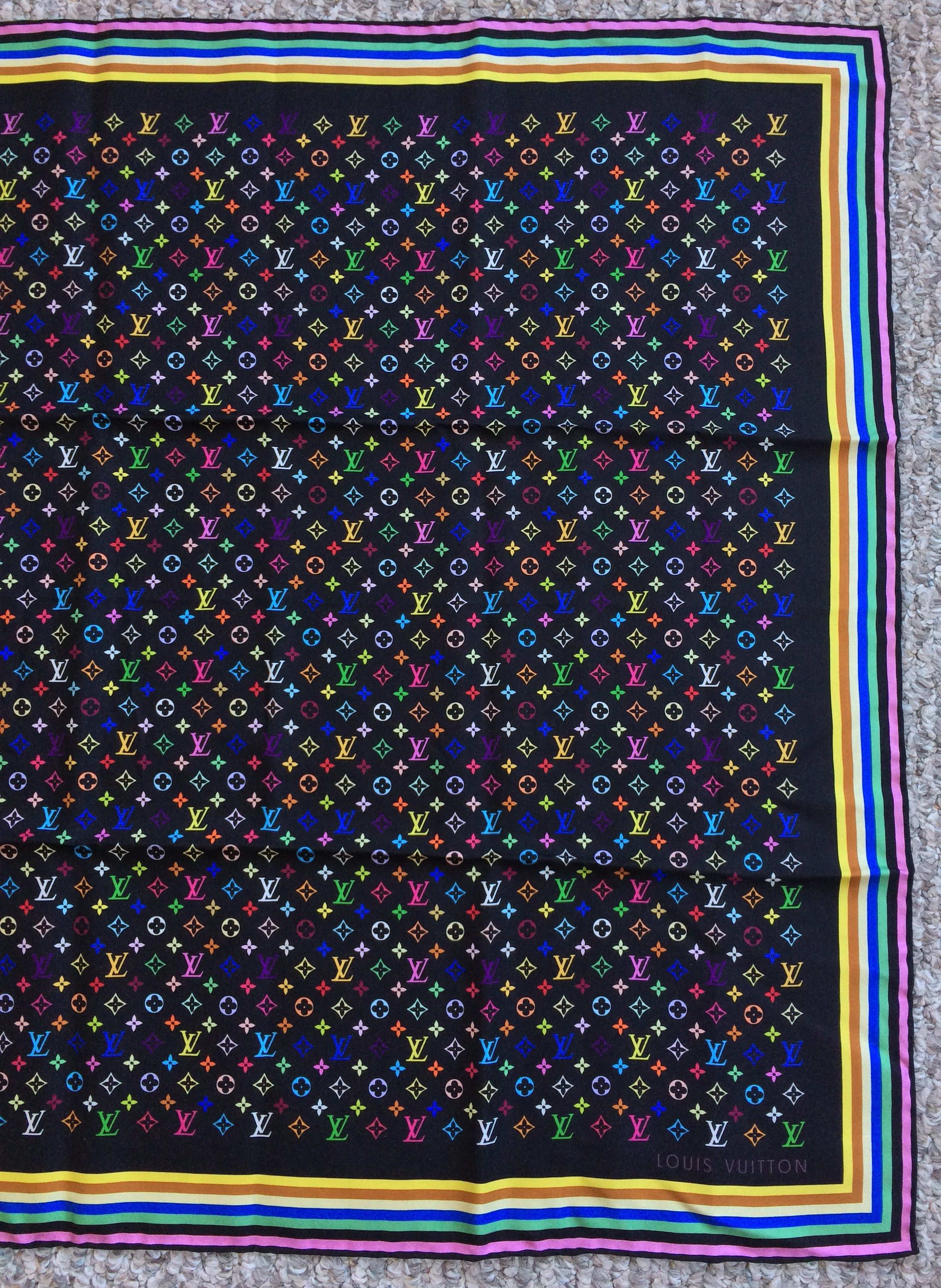 Louis Vuitton × Takashi Murakami S/S 2003 Louis Vuitton Murakami Monogram Silk Scarf Size ONE SIZE - 3 Thumbnail