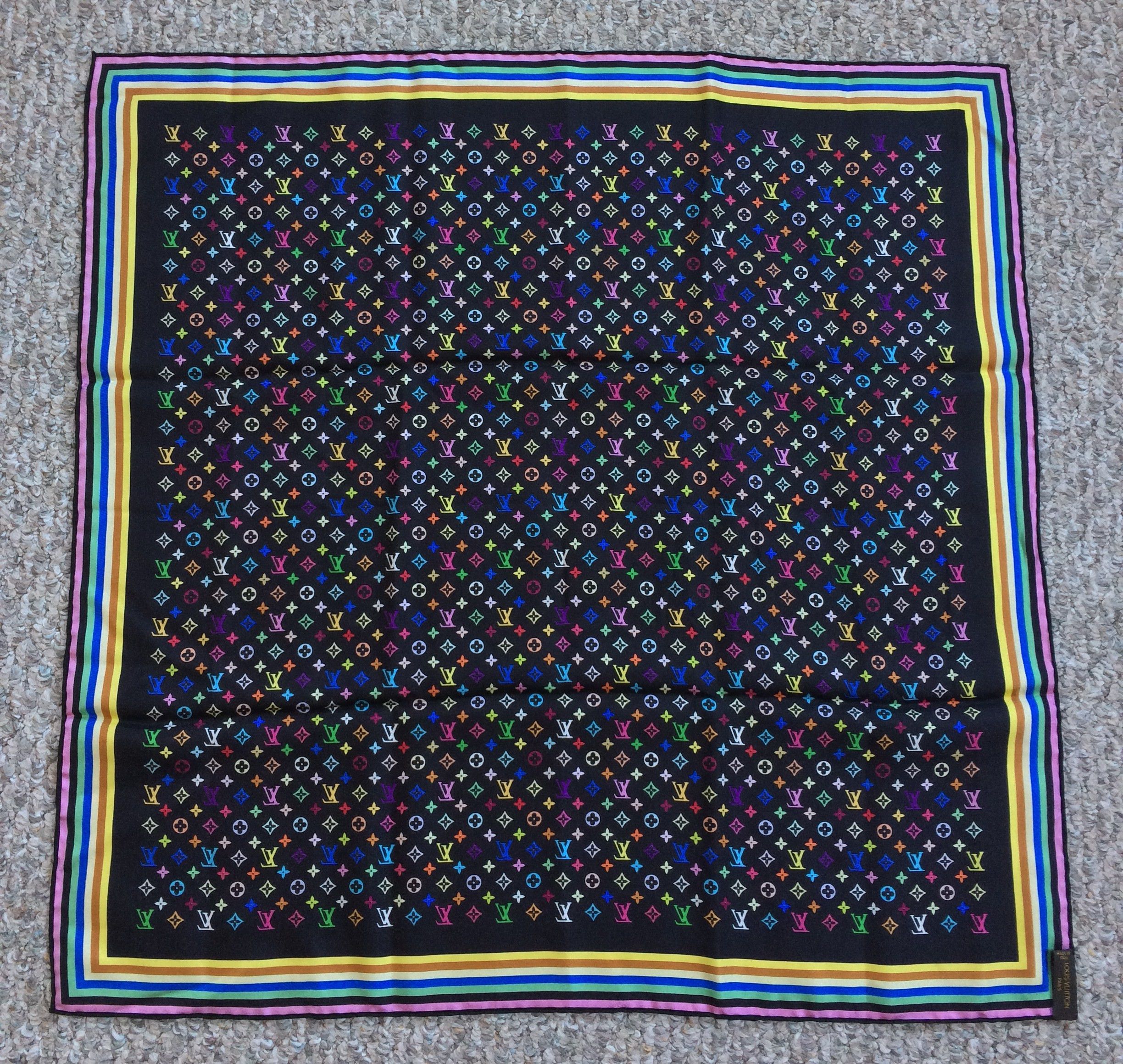 Louis Vuitton × Takashi Murakami S/S 2003 Louis Vuitton Murakami Monogram Silk Scarf Size ONE SIZE - 5 Thumbnail