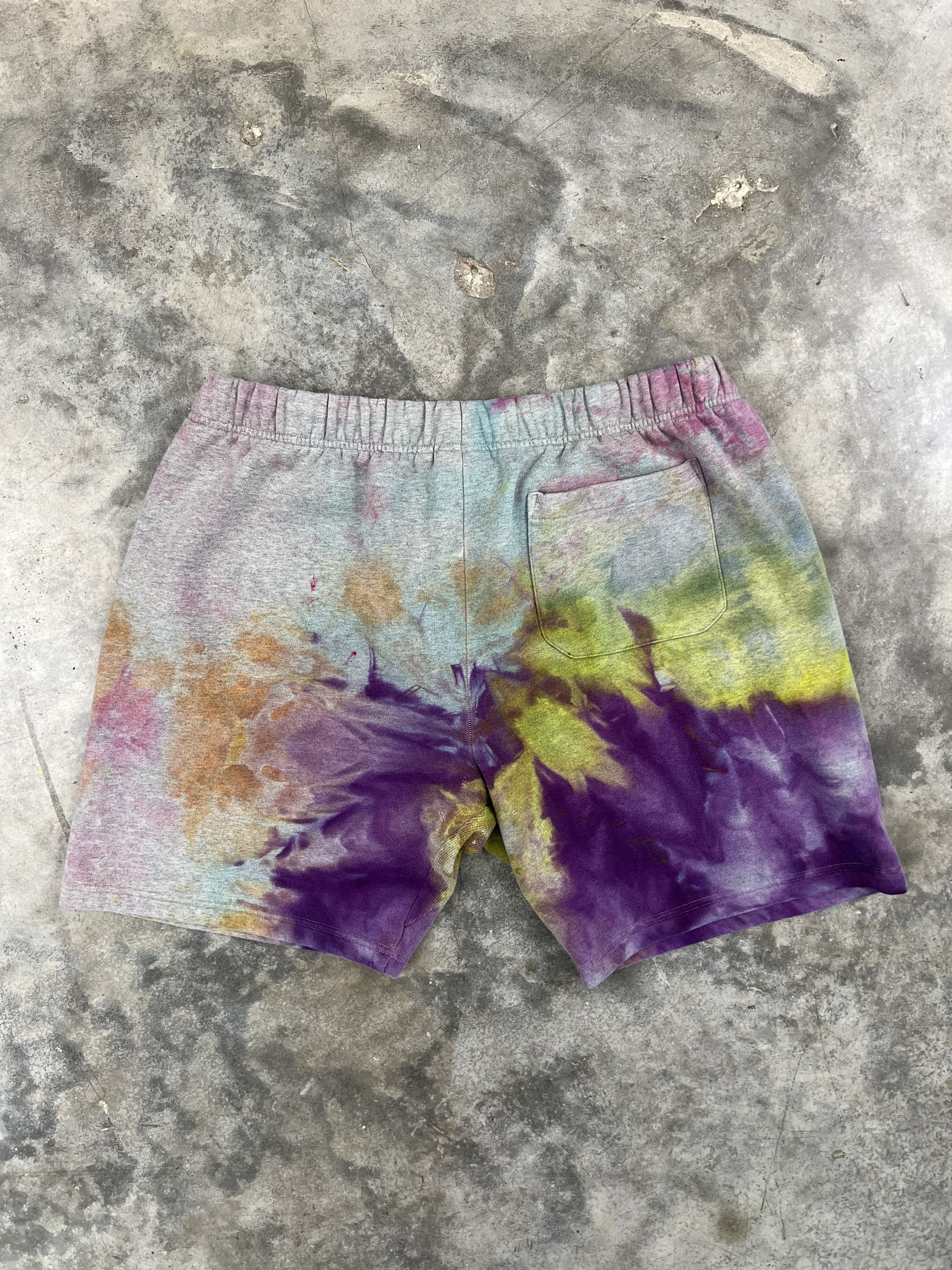 Carhartt Wip Carhartt Work In Progress Tie Dye Chase Sweat Shorts XXL Size US 38 / EU 54 - 4 Thumbnail