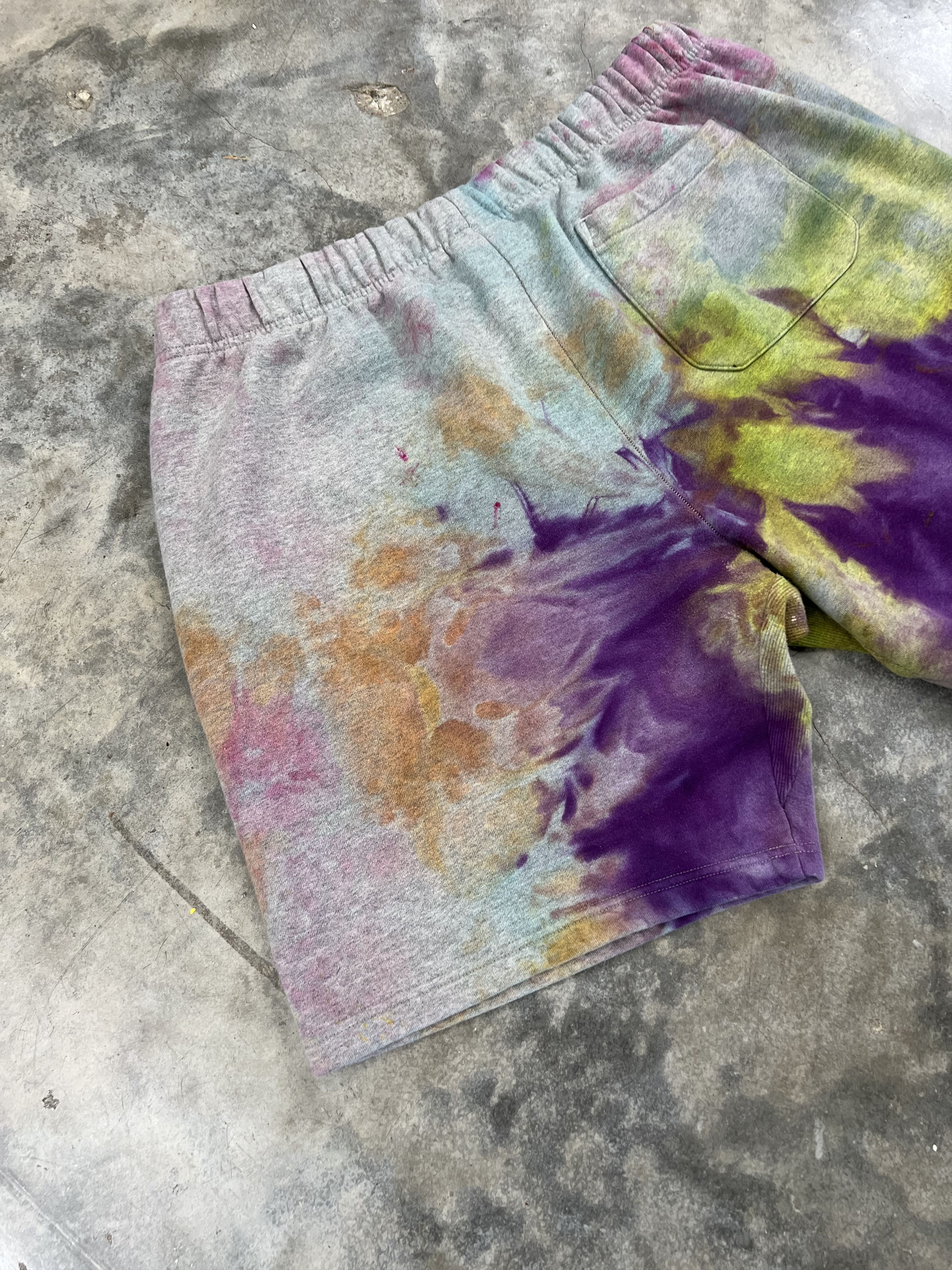 Carhartt Wip Carhartt Work In Progress Tie Dye Chase Sweat Shorts XXL Size US 38 / EU 54 - 5 Thumbnail