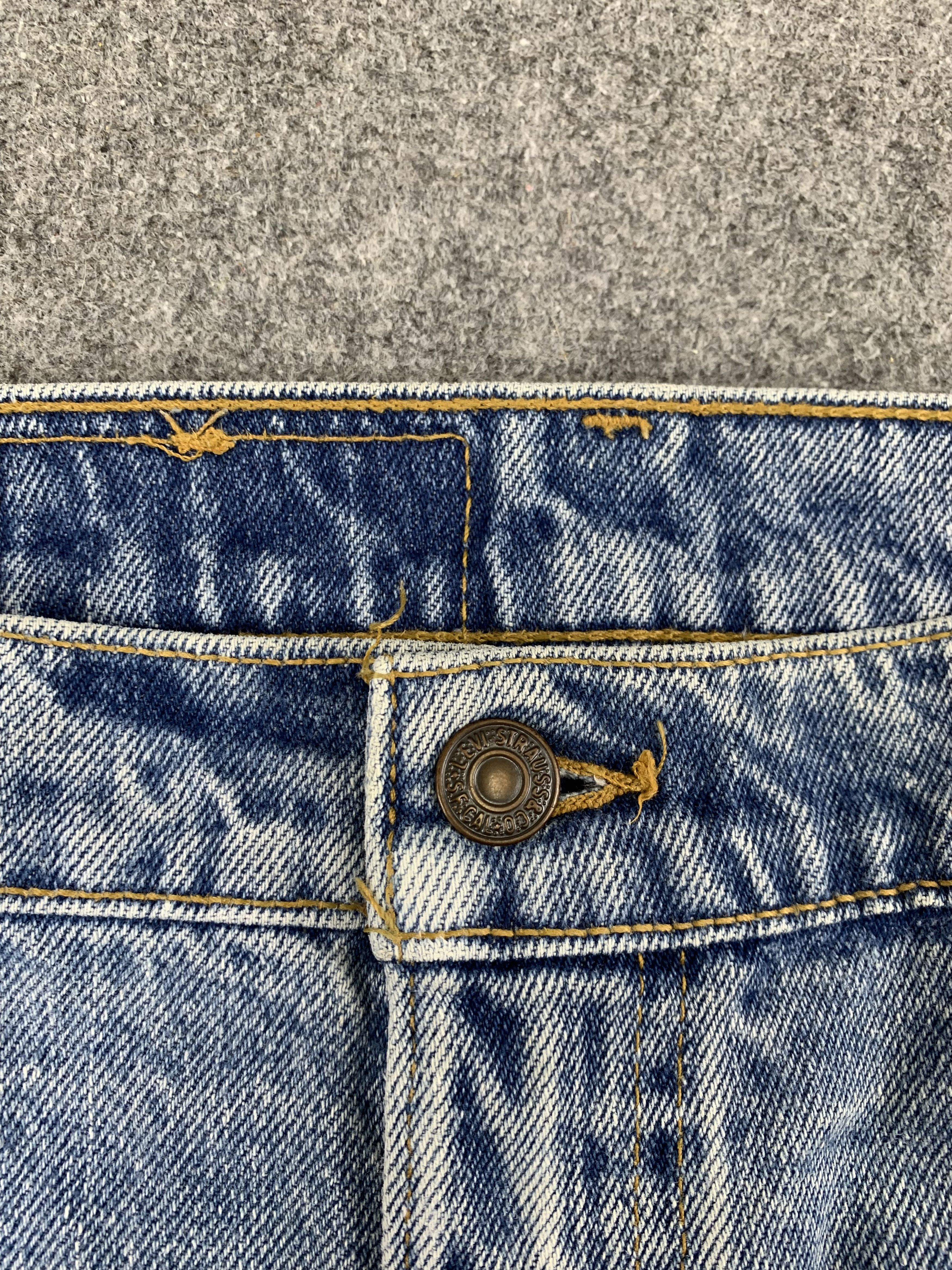 Levi's Vintage 90s Levis 550 Light Wash Jeans DP1873 Size US 40 / EU 56 - 10 Thumbnail