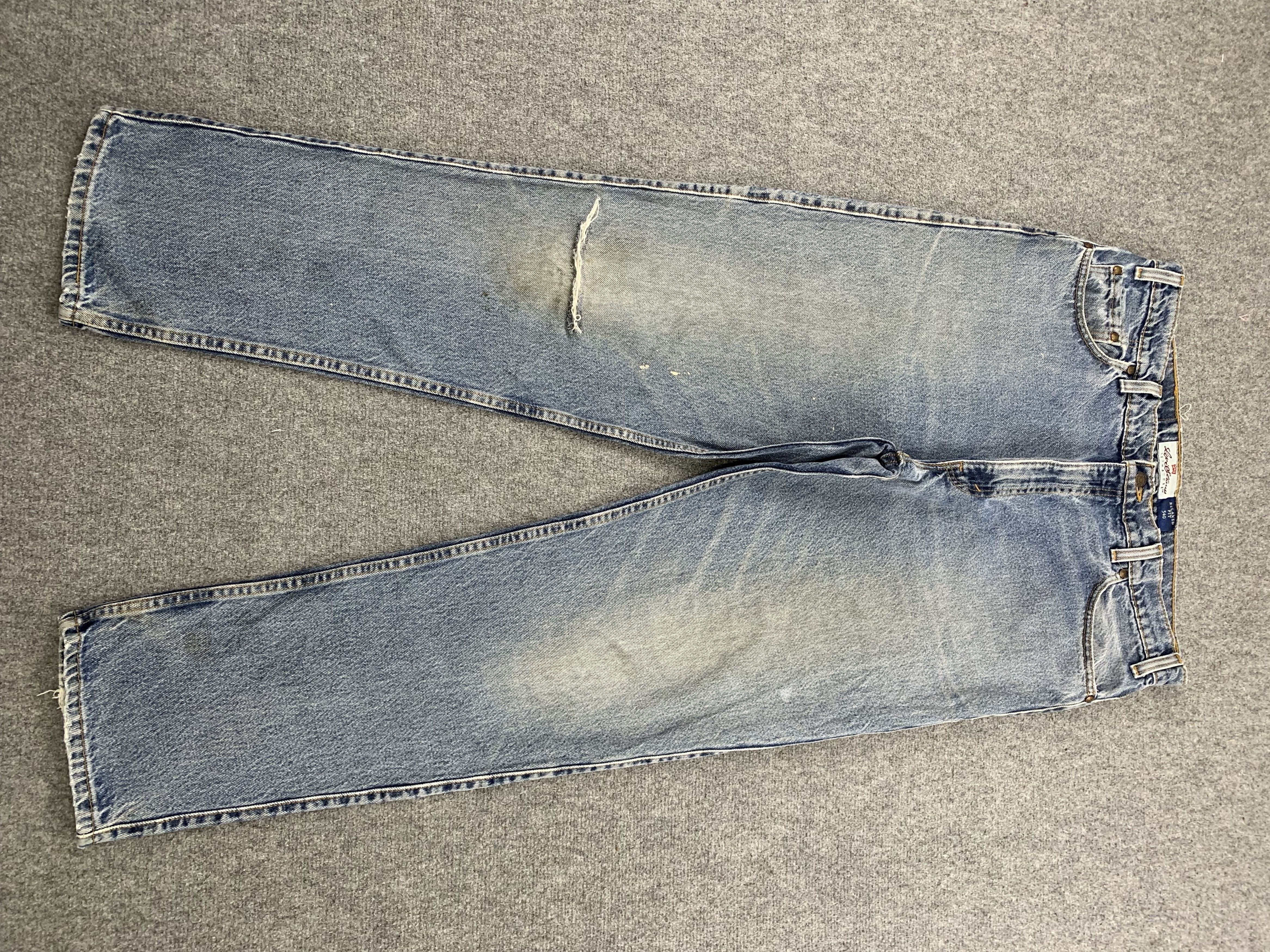 Image of 90's Levis 540 Orange Tab Light Wash Jeans in Blue Denim, Men's (Size 38)