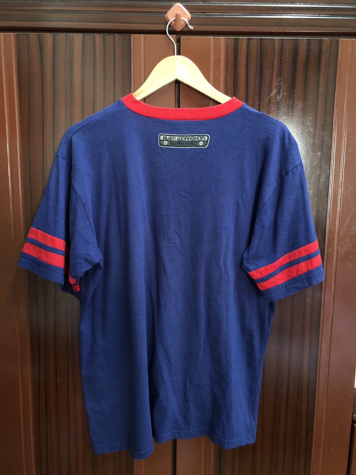 Alien Workshop Vintage Alien Workshop Survival Apparel Tee Size US L / EU 52-54 / 3 - 2 Thumbnail