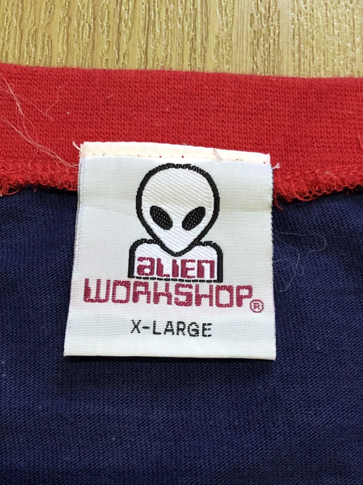 Alien Workshop Vintage Alien Workshop Survival Apparel Tee Size US L / EU 52-54 / 3 - 7 Thumbnail