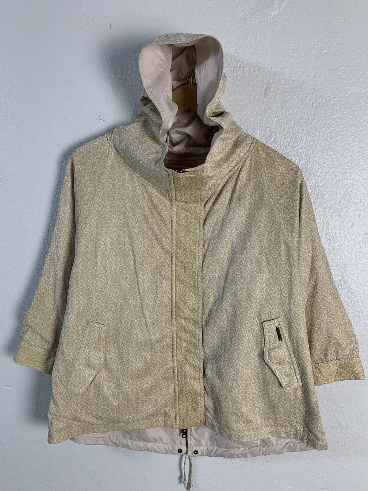 Bark Bark Women Jacket Size ONE SIZE - 1 Thumbnail