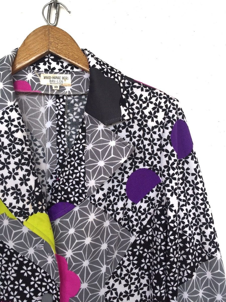 Hanae Mori × Japanese Brand × Vintage Vintage Hanae Mori Overprint Jacket Size US S / EU 44-46 / 1 - 2 Thumbnail