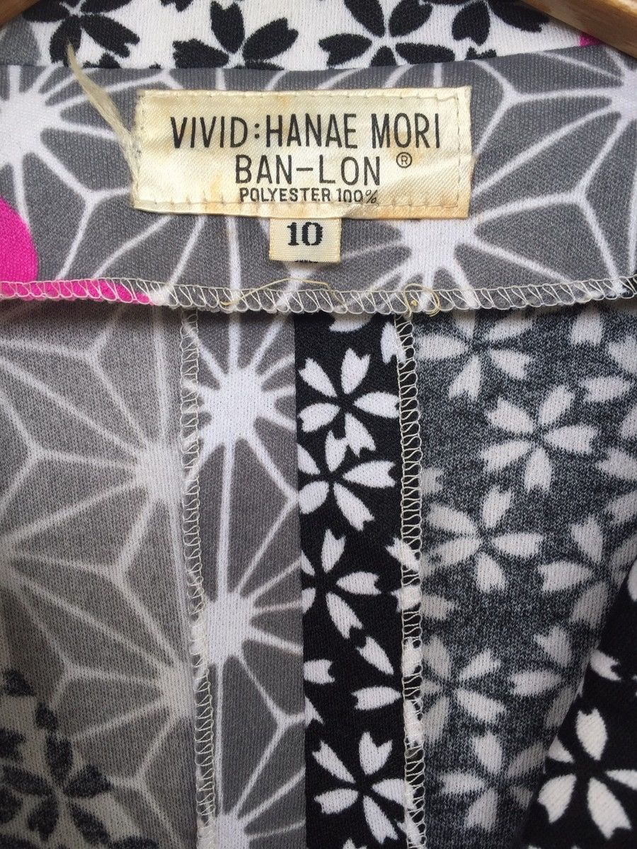 Hanae Mori × Japanese Brand × Vintage Vintage Hanae Mori Overprint Jacket Size US S / EU 44-46 / 1 - 10 Thumbnail