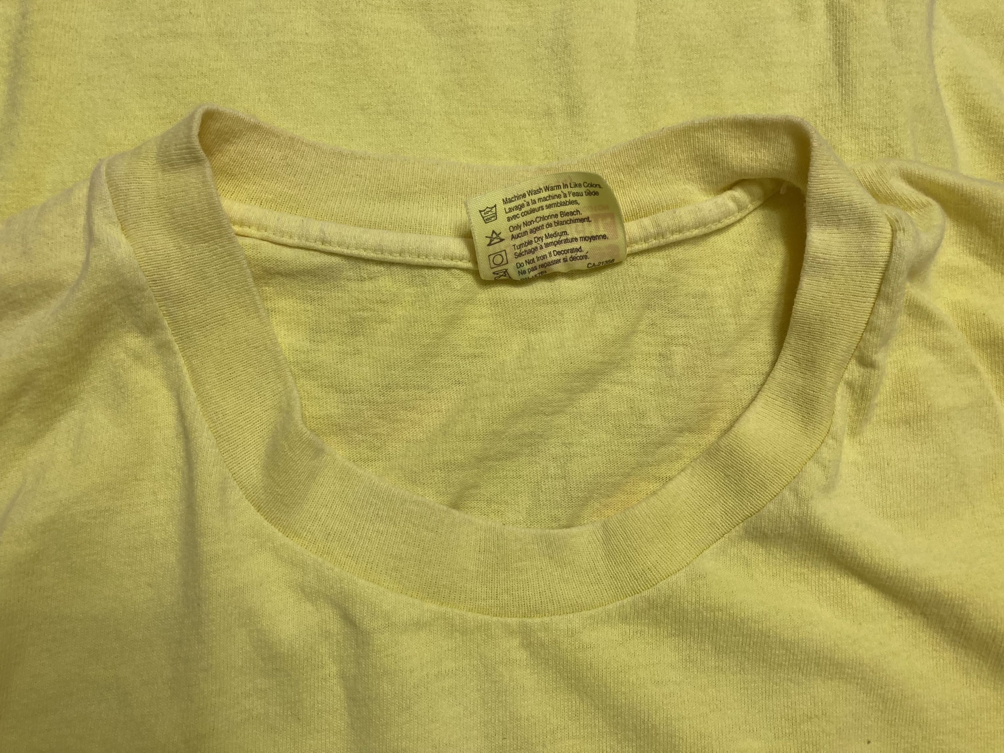 Vintage Vintage 1992 Sharkys single stitch rare tee Size US M / EU 48-50 / 2 - 4 Thumbnail