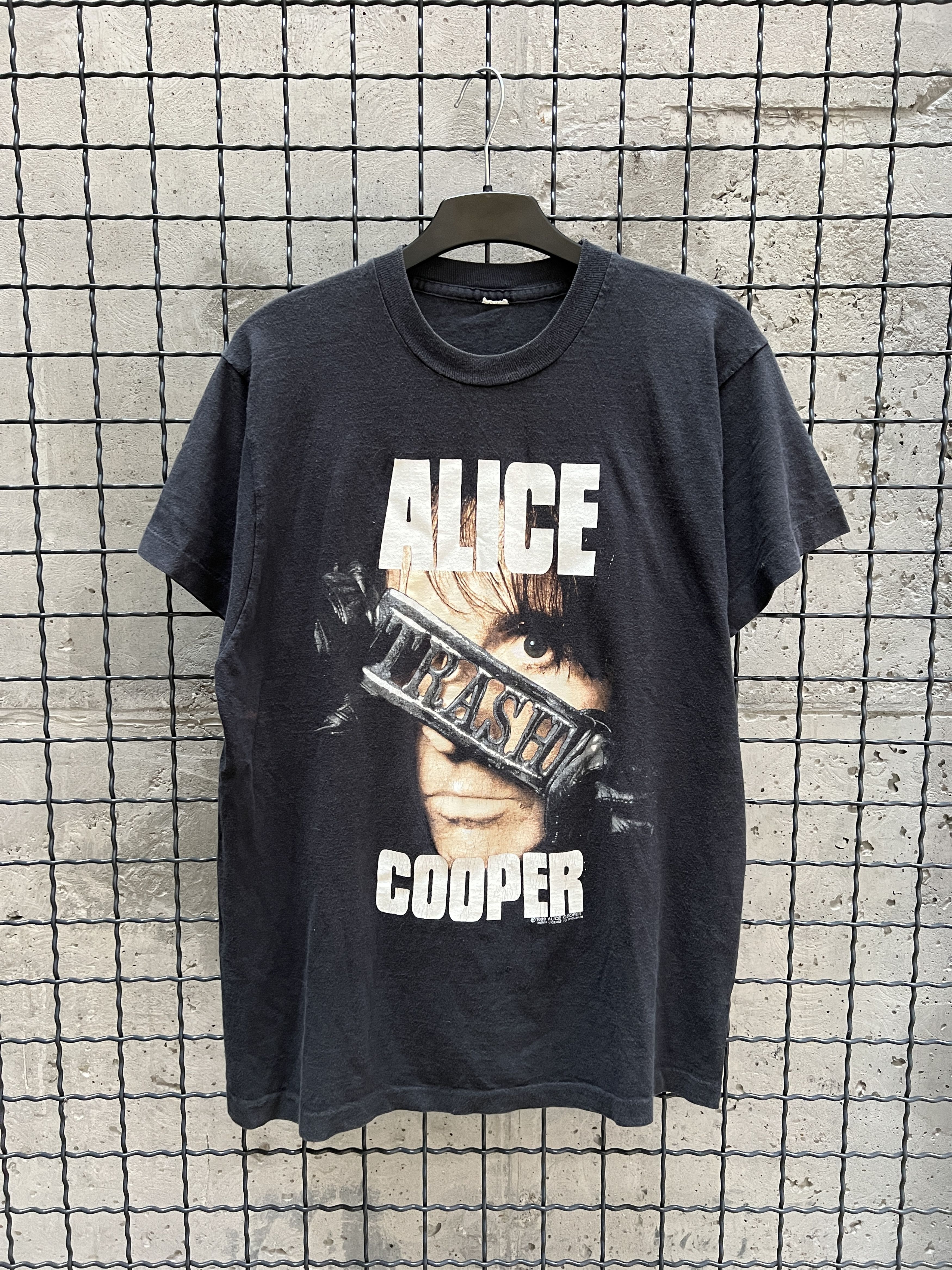 Band Tees Alice Cooper 1989 Vintage Tee Size US L / EU 52-54 / 3 - 1 Thumbnail