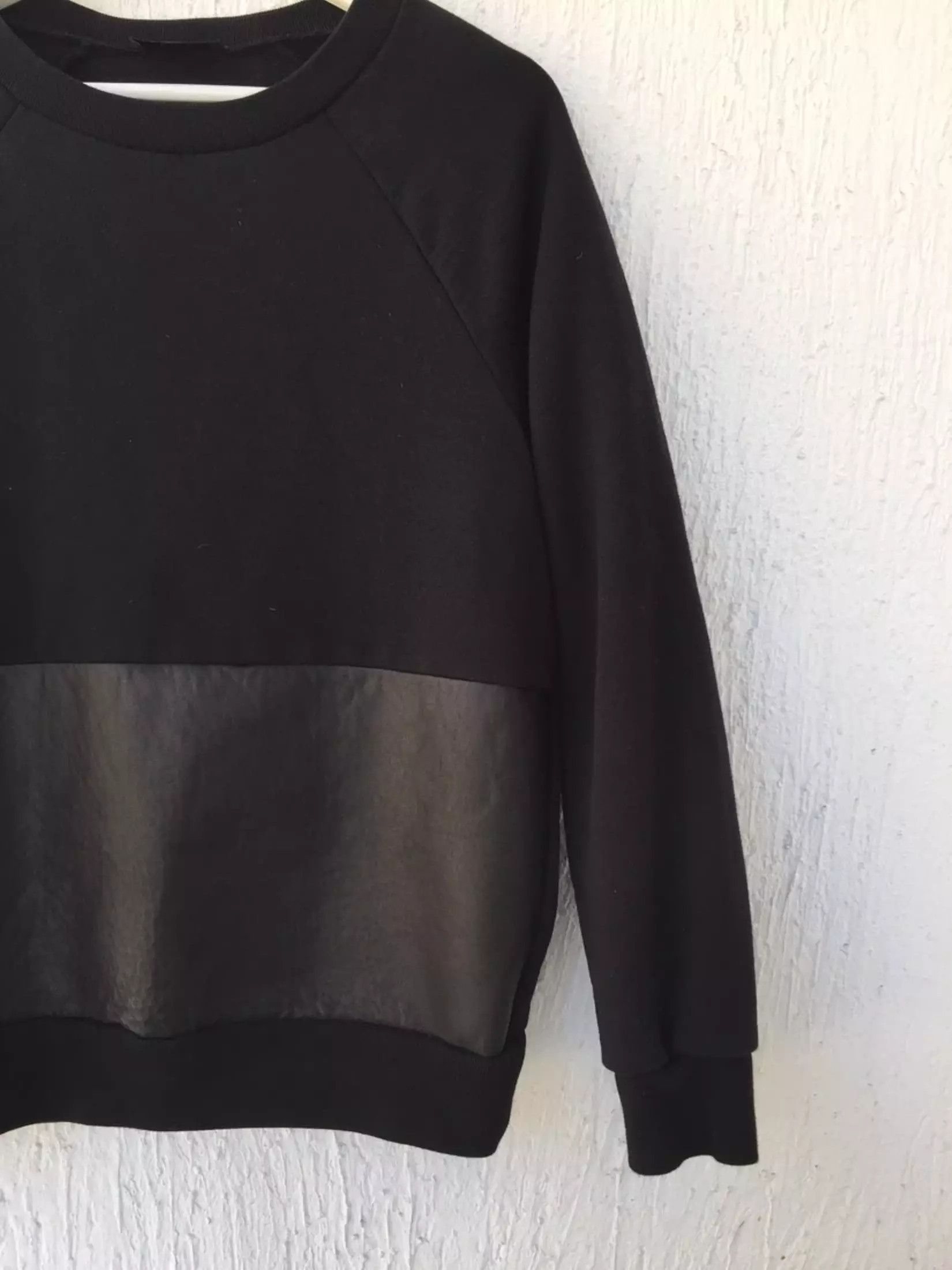 Les Hommes Black Leather Panel Sweatshirt Size US S / EU 44-46 / 1 - 1 Thumbnail