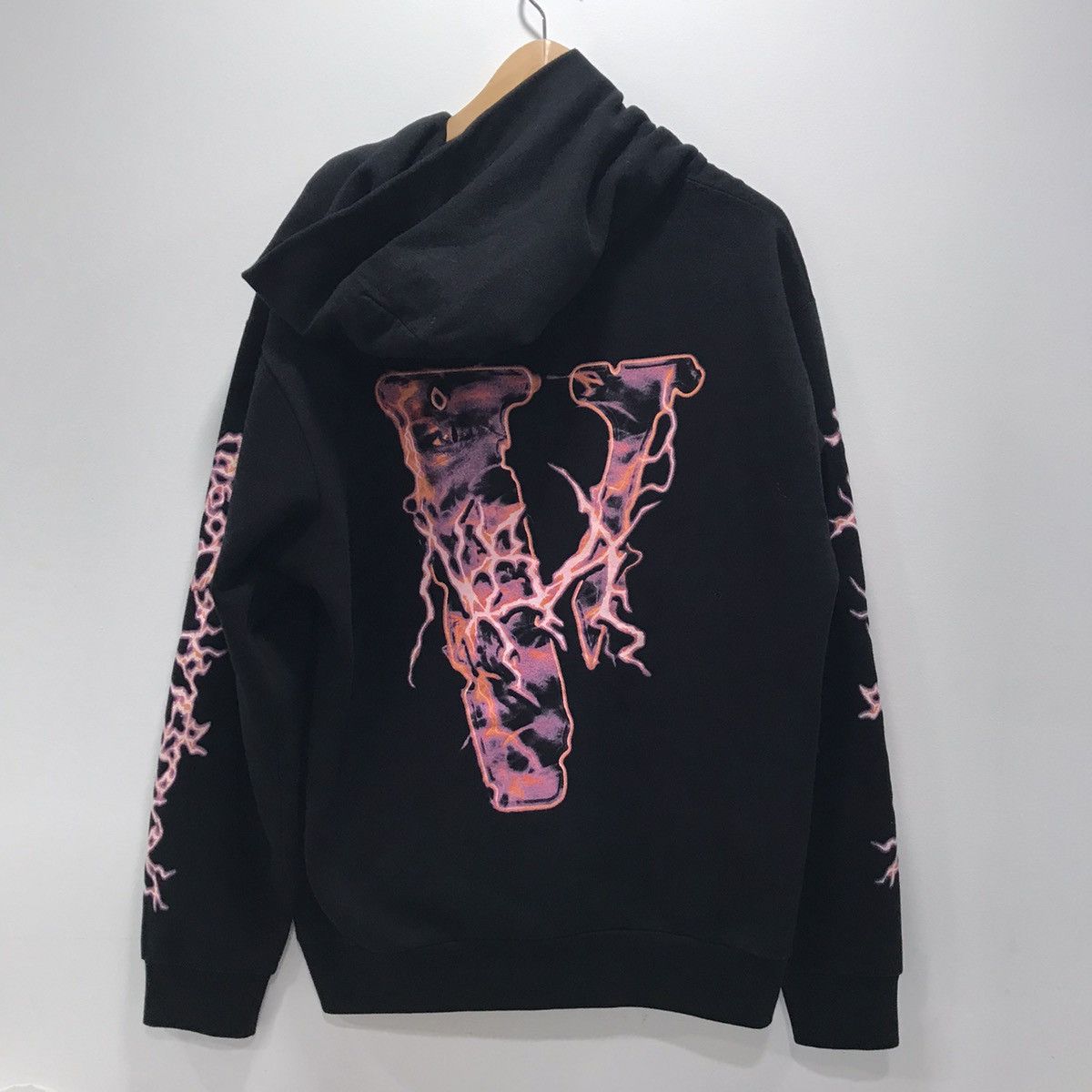 Vlone Vlone x never broke again youngboy eyes hoodie | Grailed