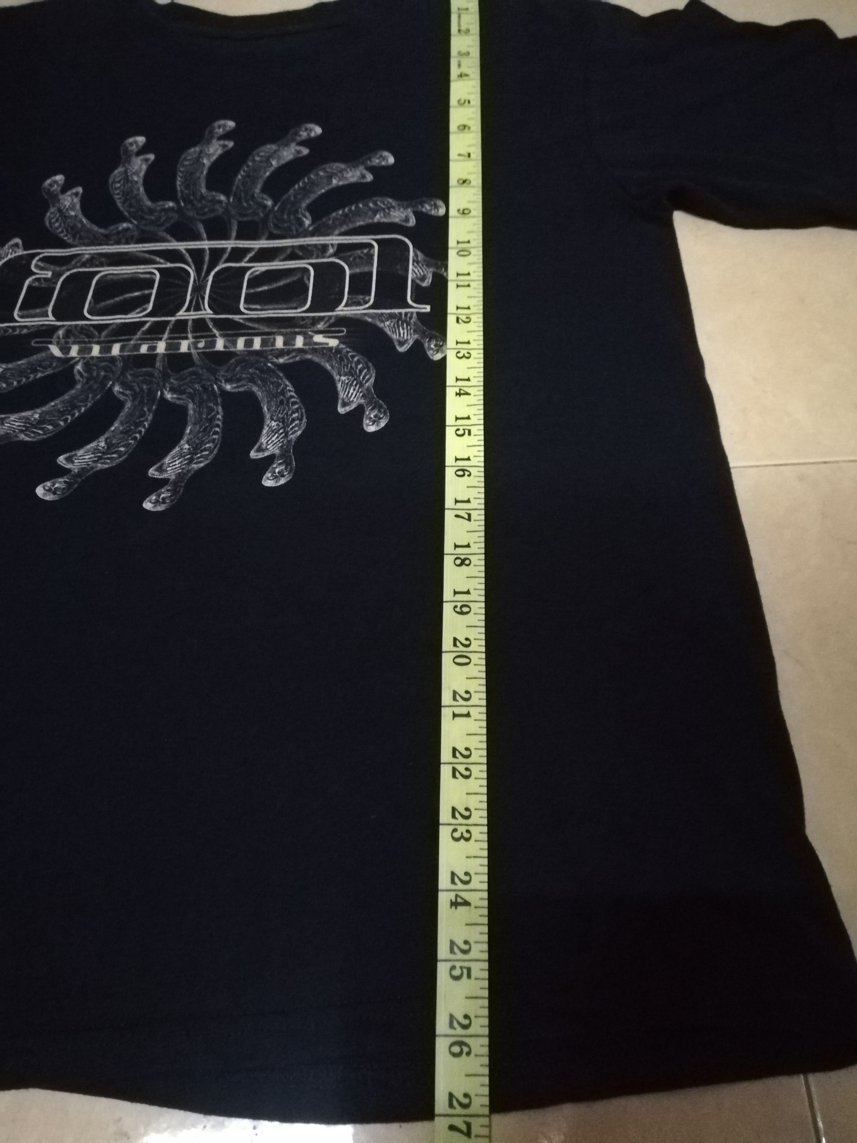 Band Tees Band Tool 'Vicarious' Album Promo Tee Size US M / EU 48-50 / 2 - 5 Thumbnail
