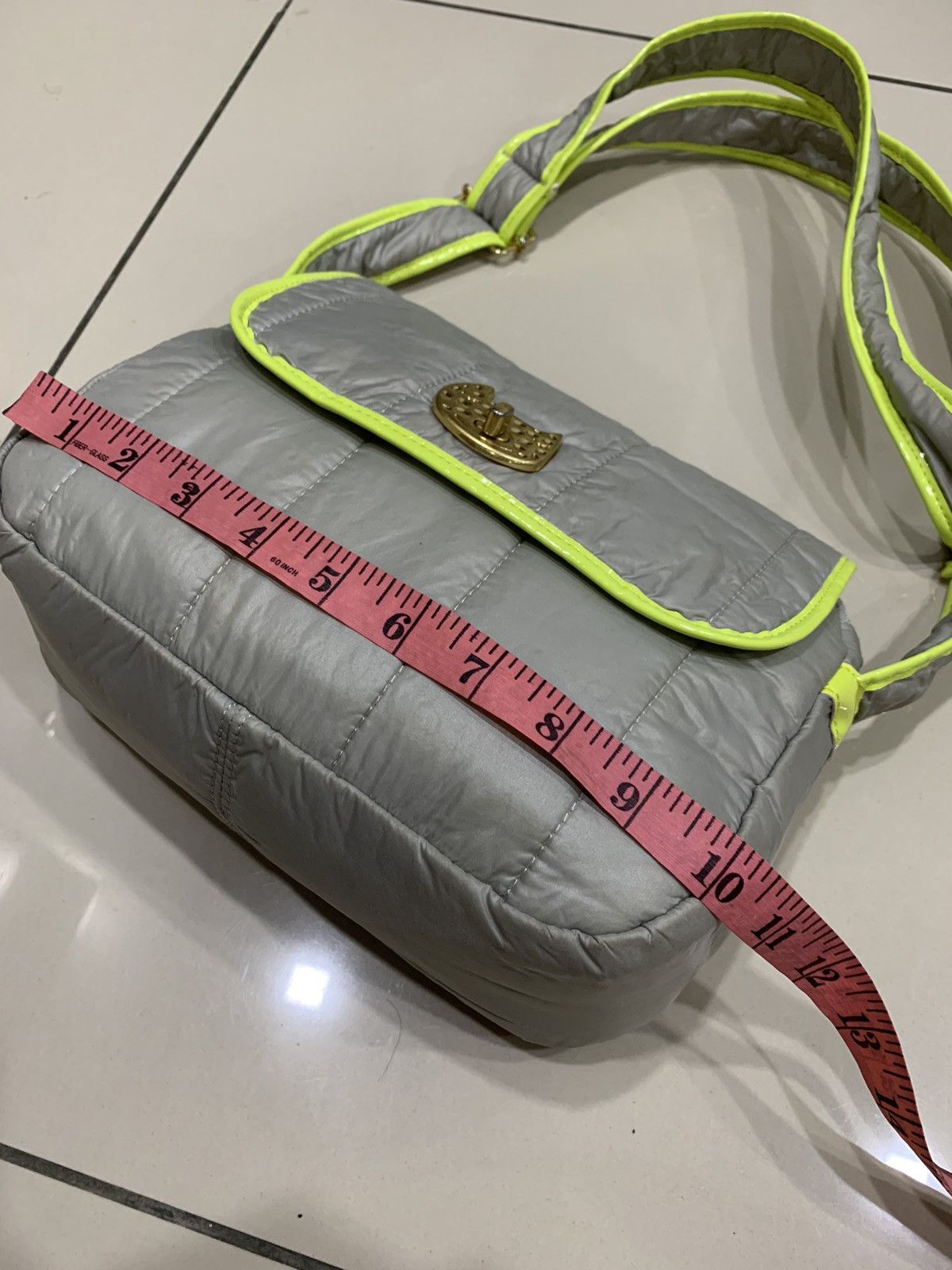 Issey Miyake × Tsumori Chisato TSUMORI CHISATO CARRY NEON NYLON SLING BAG Size ONE SIZE - 4 Thumbnail