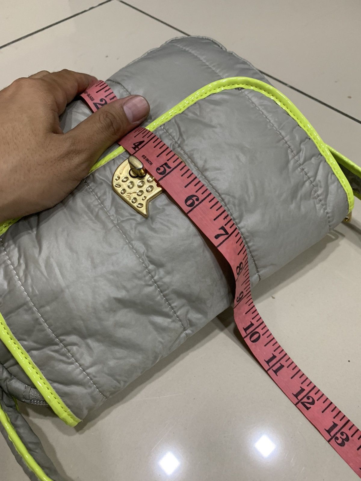 Issey Miyake × Tsumori Chisato TSUMORI CHISATO CARRY NEON NYLON SLING BAG Size ONE SIZE - 6 Thumbnail