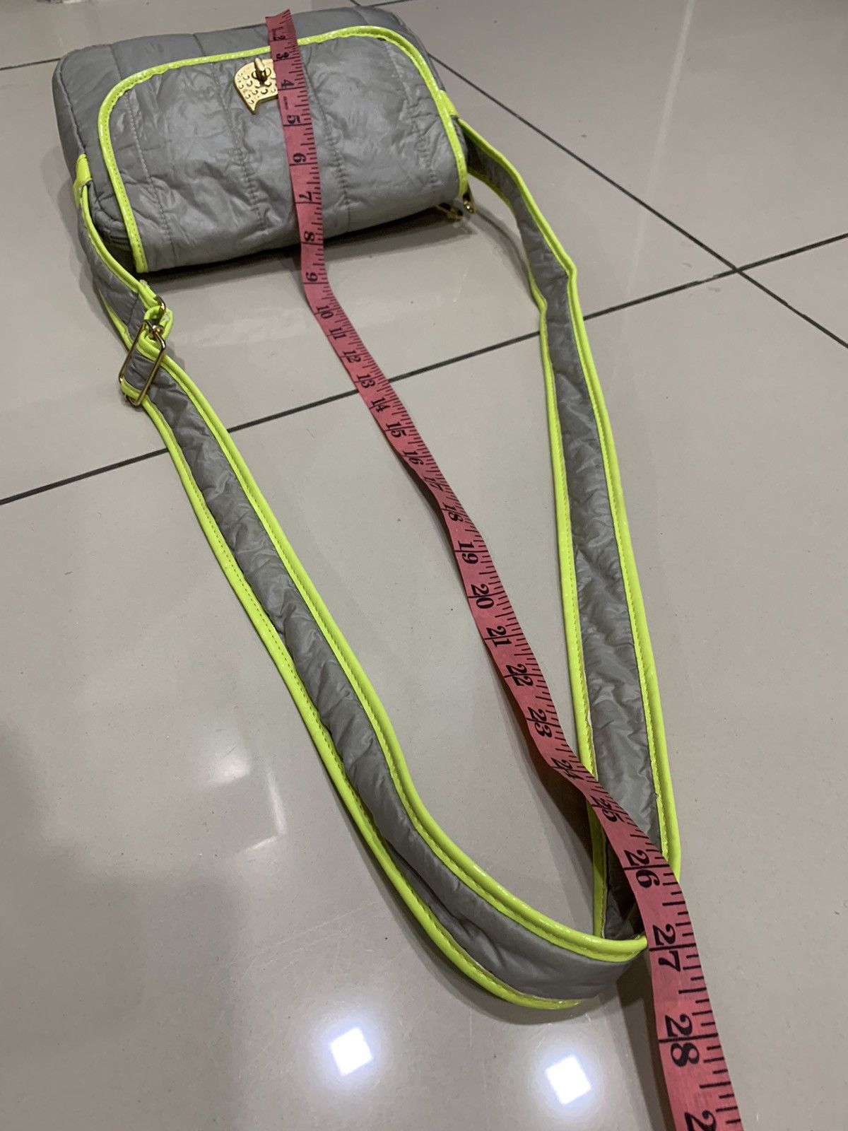 Issey Miyake × Tsumori Chisato TSUMORI CHISATO CARRY NEON NYLON SLING BAG Size ONE SIZE - 5 Thumbnail
