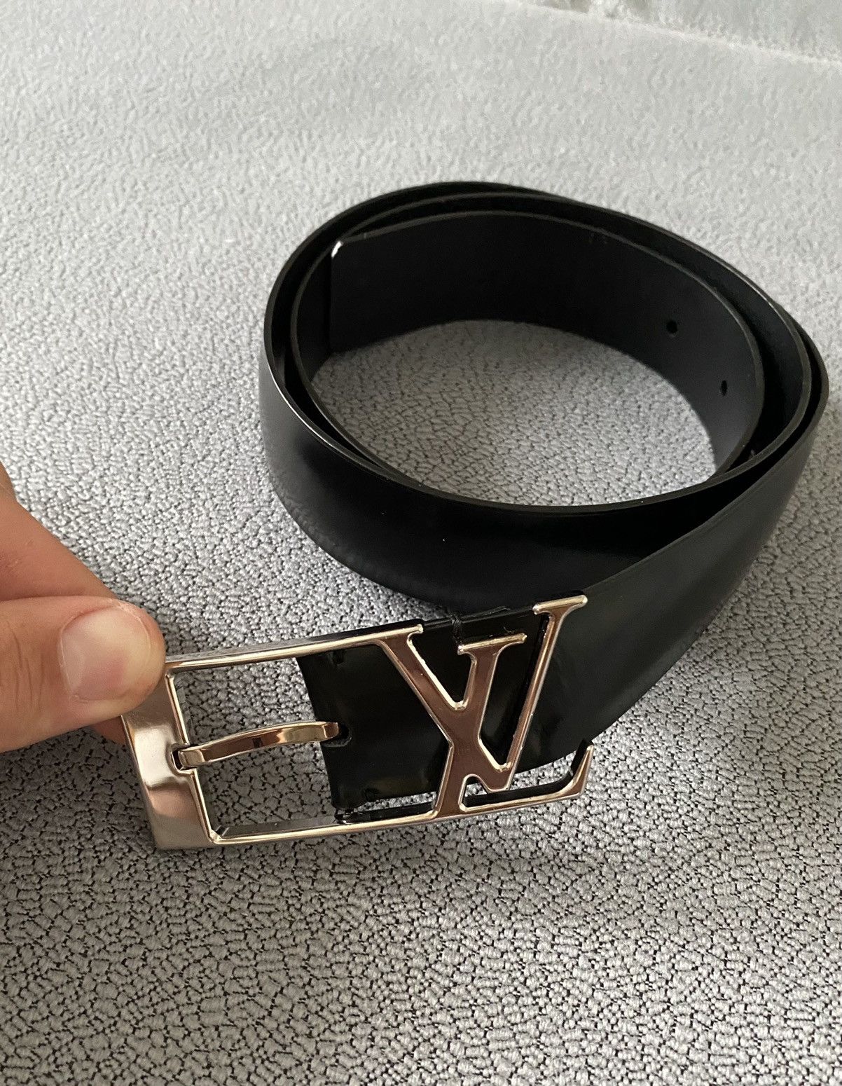 louis vuitton neogram 30mm belt