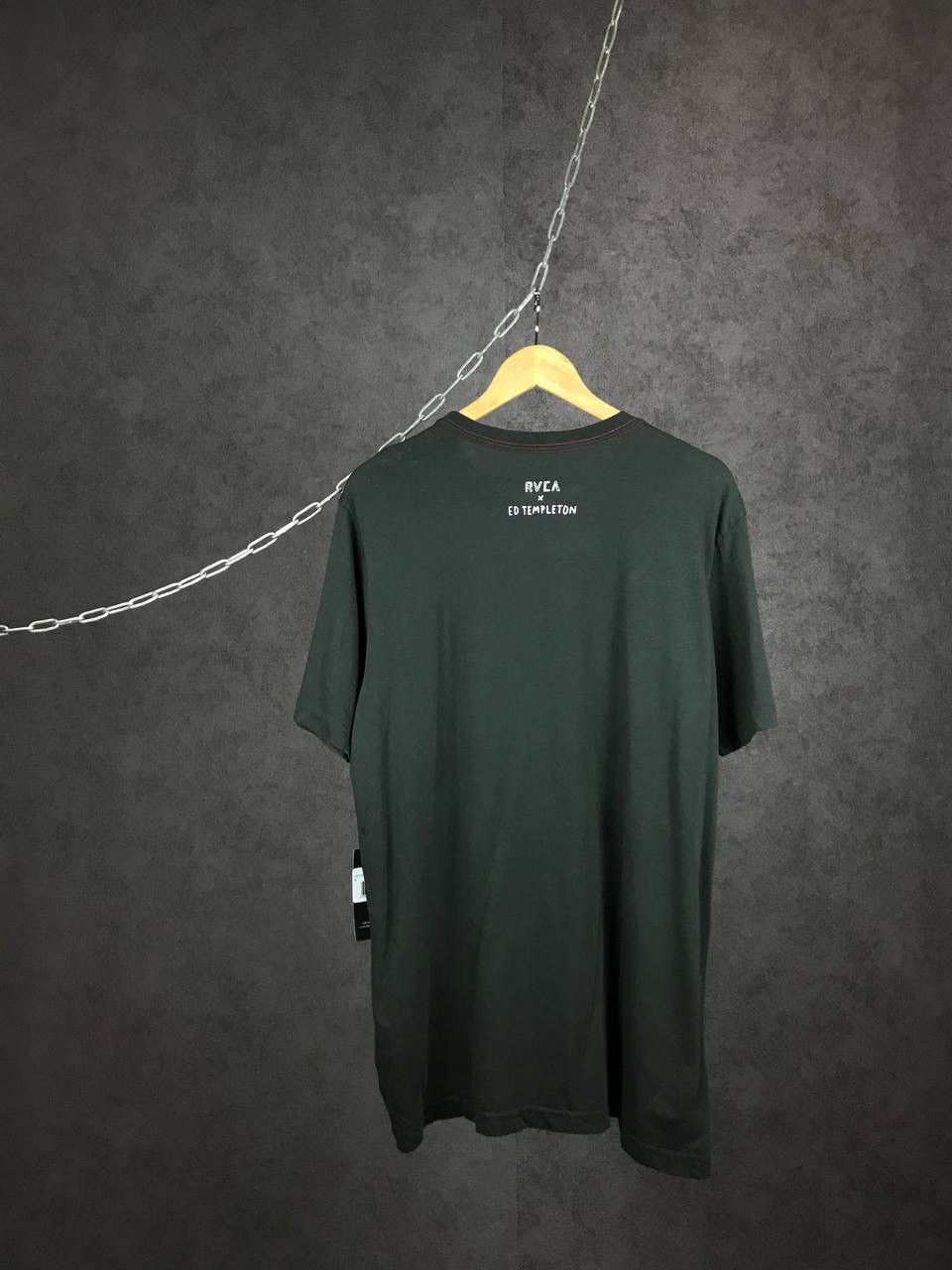 Designer × RVCA RVCA x Ed Templeton designer luxury tee Size US M / EU 48-50 / 2 - 9 Thumbnail