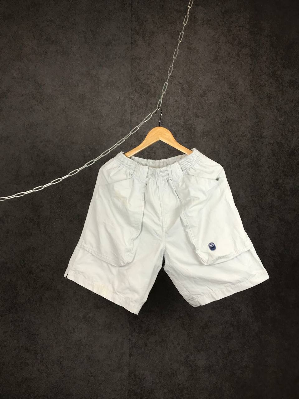 Vintage Nike swoosh streetwear vintage shorts Size US 32 / EU 48 - 1 Thumbnail