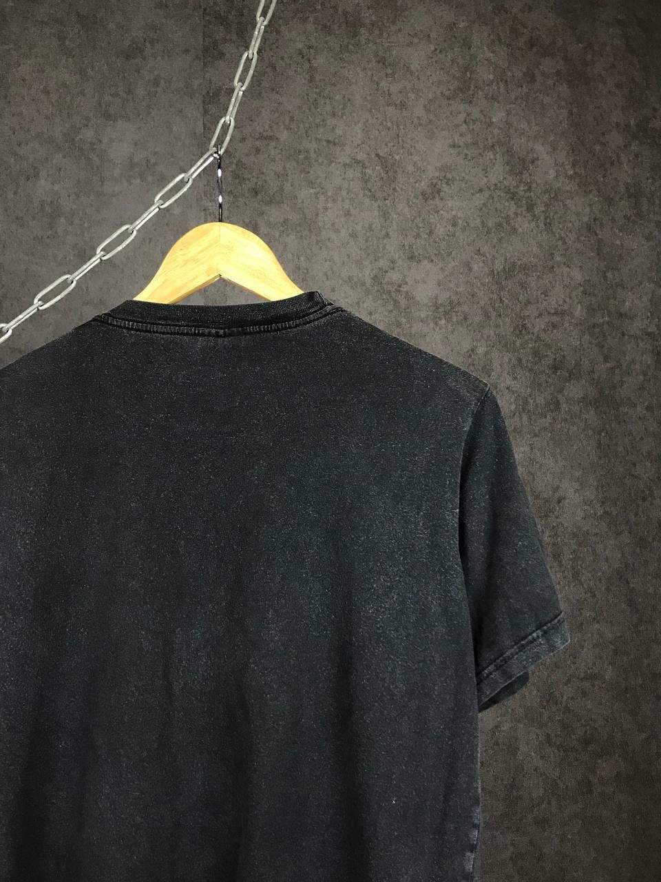 Band Tees Disturbed vintage rock band tee Size US M / EU 48-50 / 2 - 7 Thumbnail