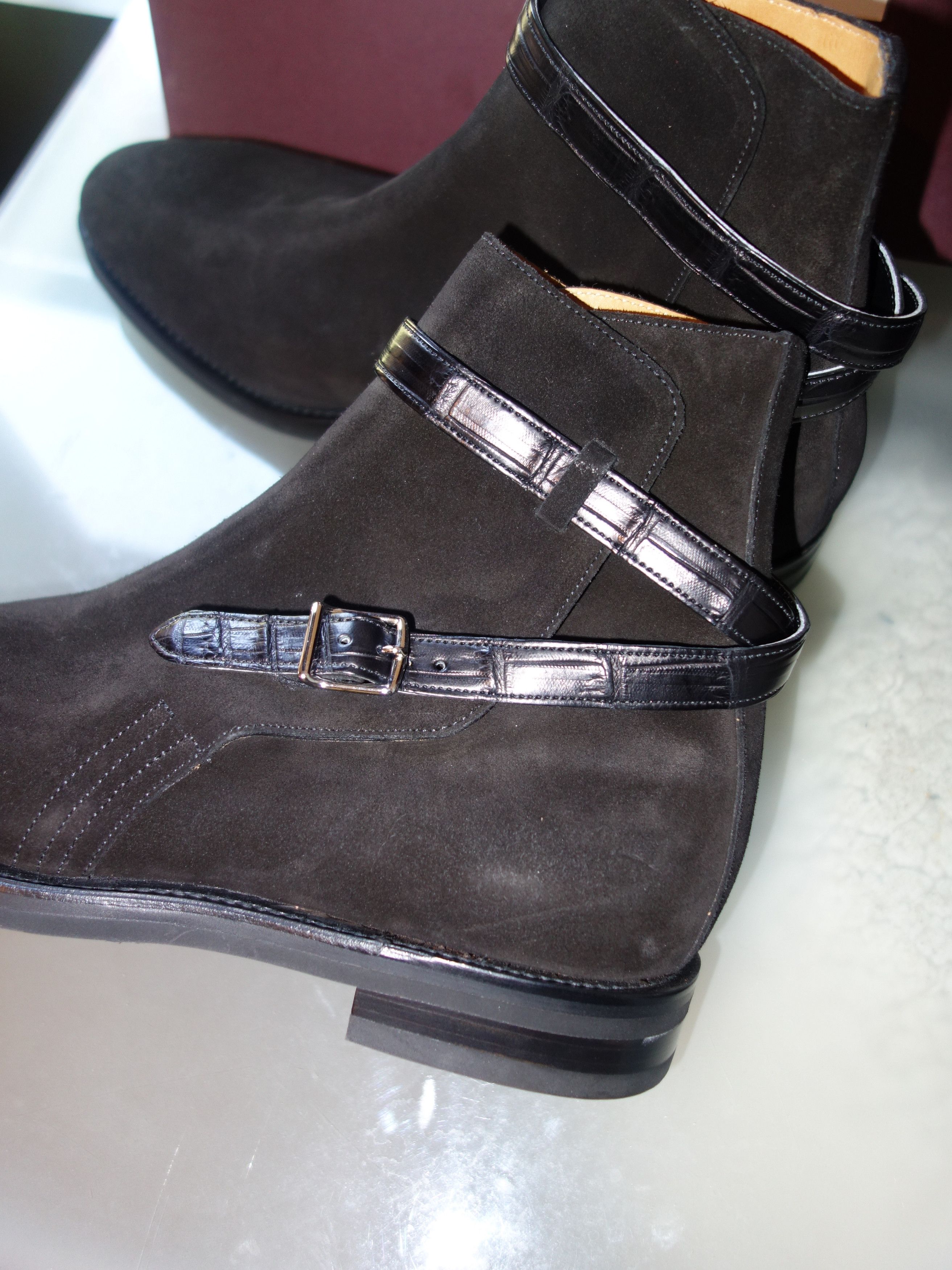 John Lobb John Lobb Abbot boots - Suede and Crocodile Size US 9.5 / EU 42-43 - 12 Thumbnail