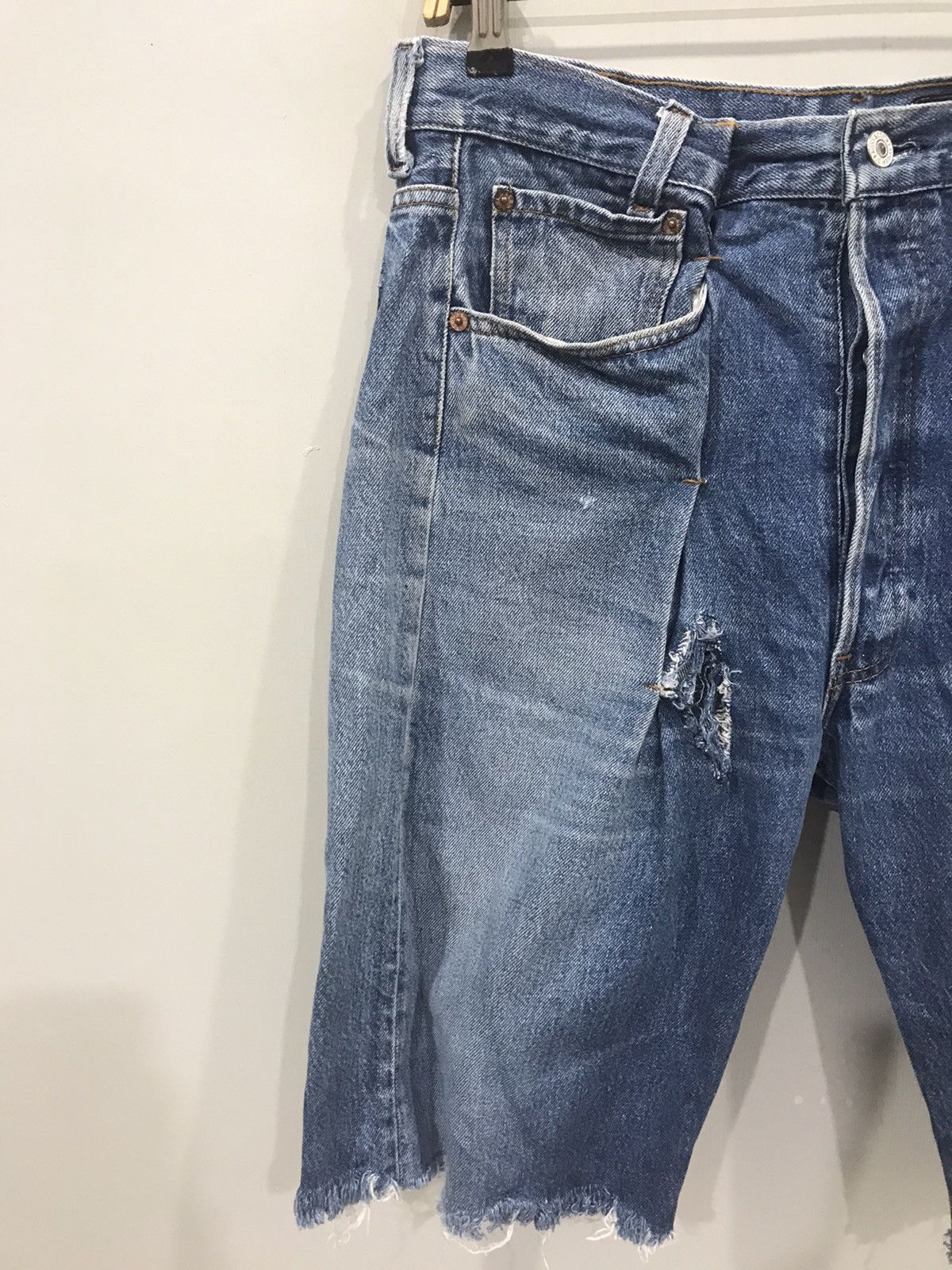 Japanese Brand Vintage Levis Reconstruct by Disuniversity Japan Short Jean Size US 31 - 5 Thumbnail
