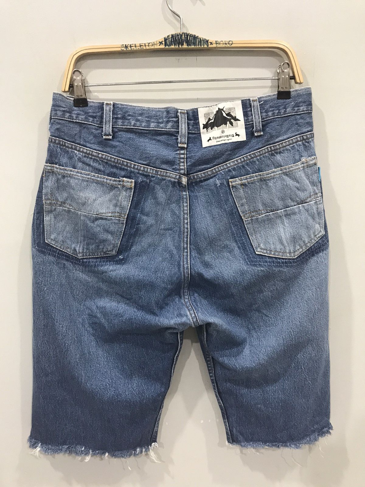 Japanese Brand Vintage Levis Reconstruct by Disuniversity Japan Short Jean Size US 31 - 14 Thumbnail
