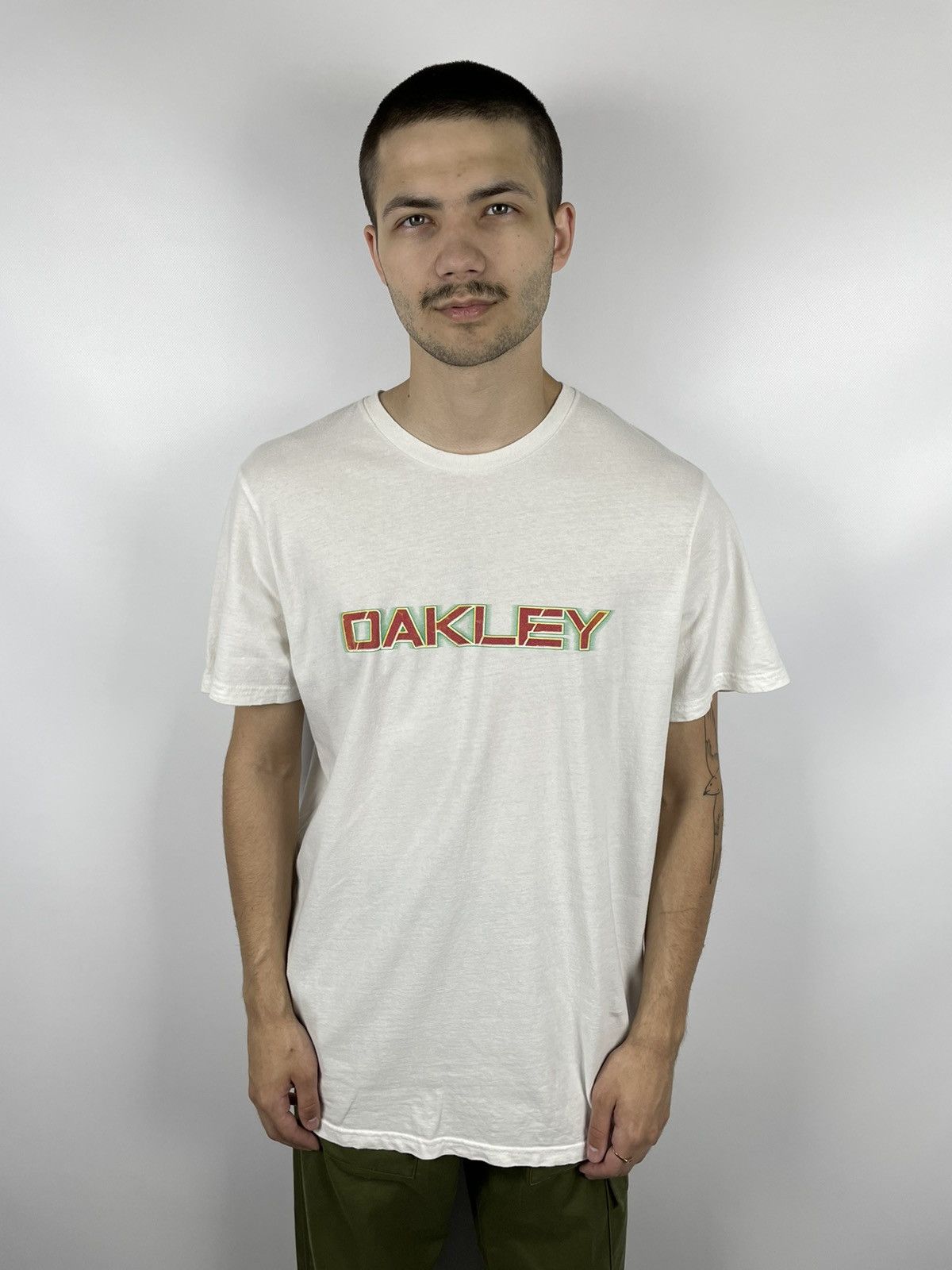 Oakley × Vintage Oakley Logo T-Shirt Size US XL / EU 56 / 4 - 2 Thumbnail
